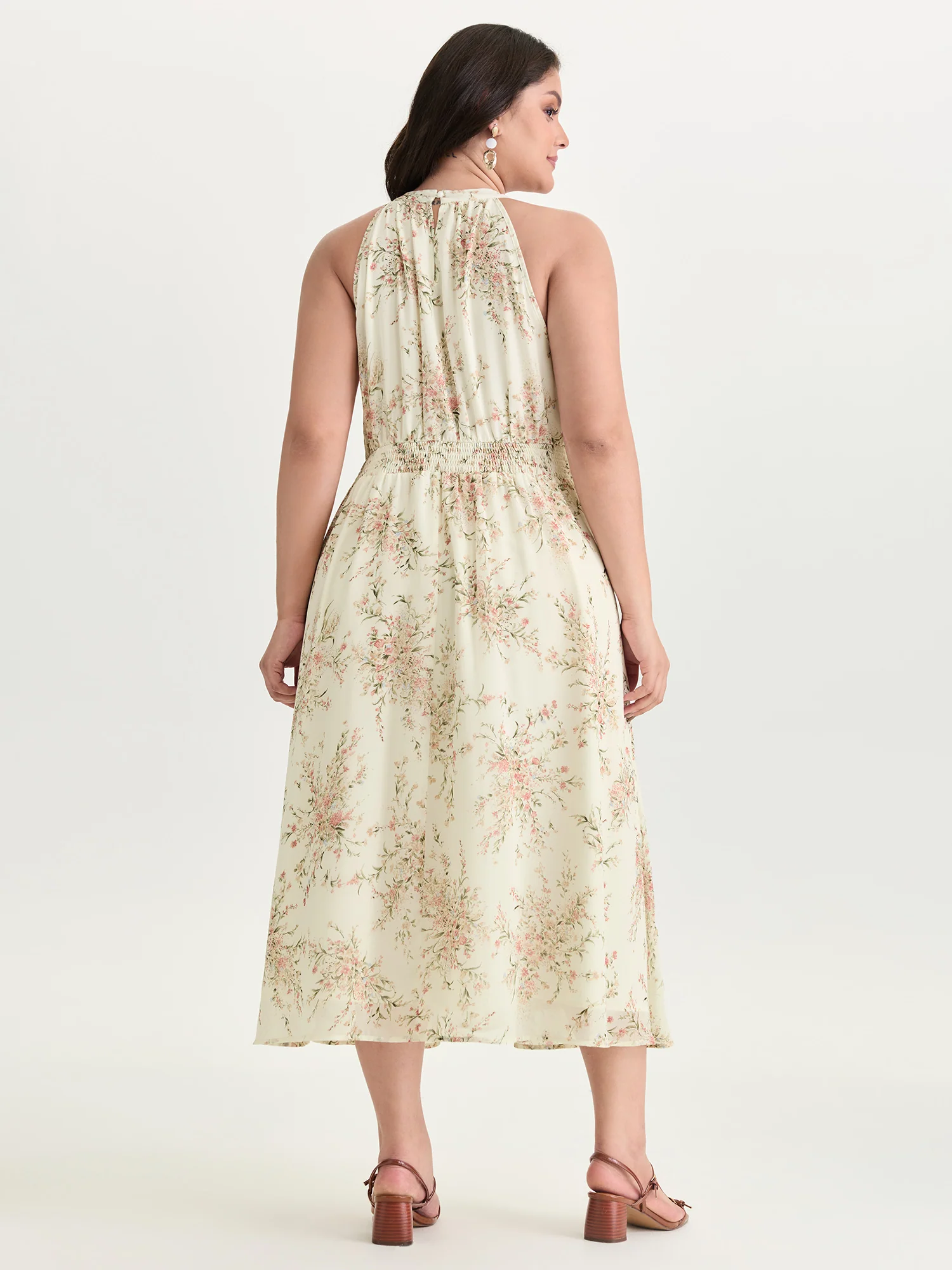 Floral Mix Halter Neckline Shirred Maxi Dress - Image 4