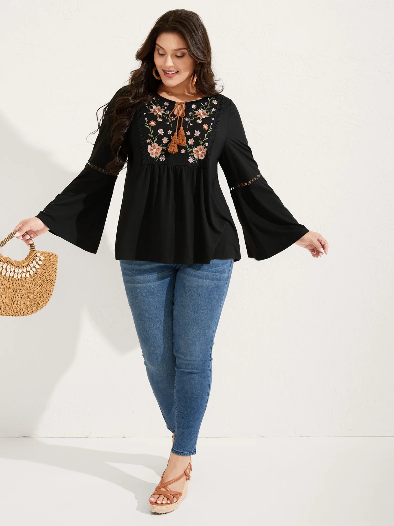 Floral Neck Embroidery Lace Trim Knit Top - Image 3