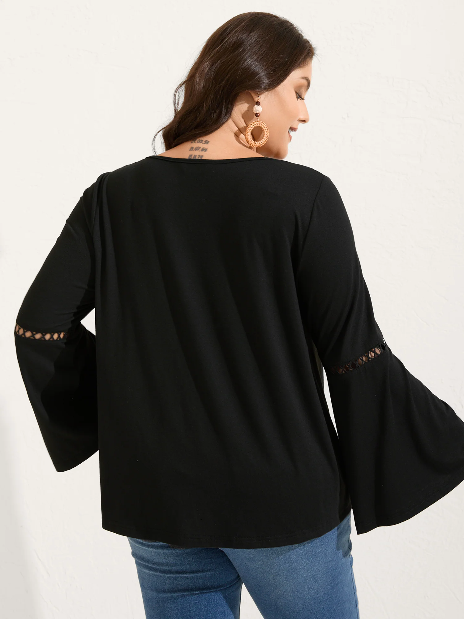 Floral Neck Embroidery Lace Trim Knit Top - Image 4