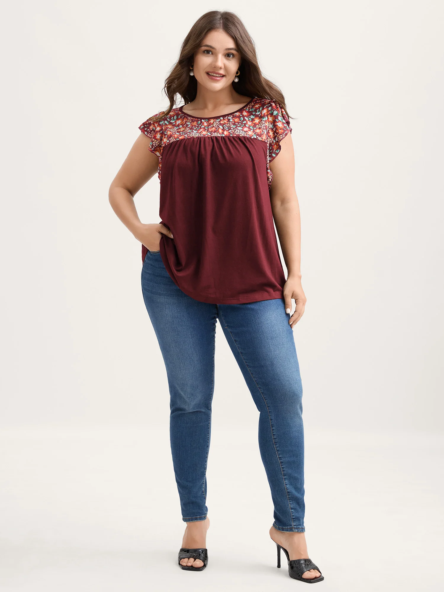 Floral Neckline Flutter Sleeve Contrast T-Shirt - Image 14