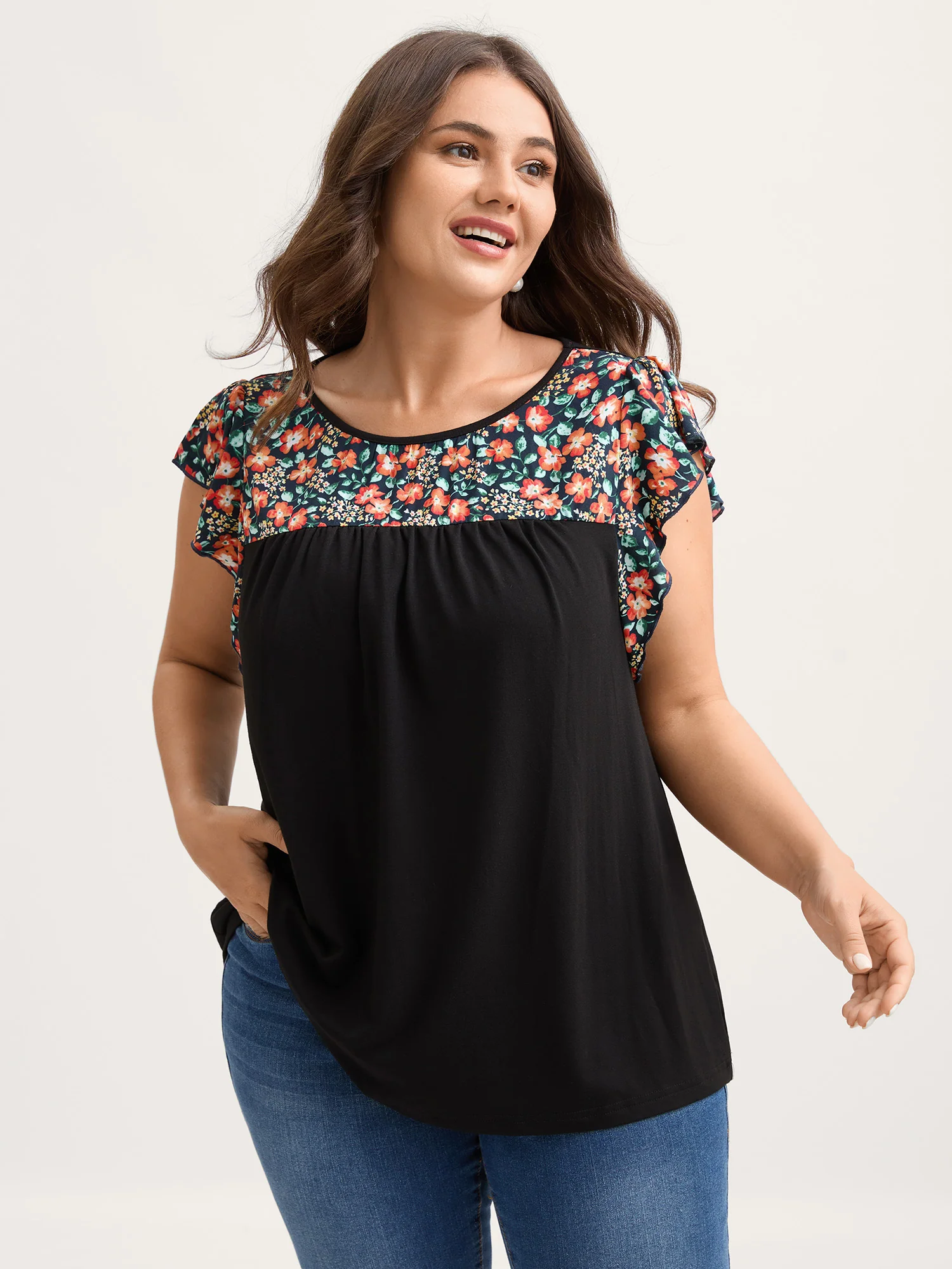 Floral Neckline Flutter Sleeve Contrast T-Shirt - Image 2