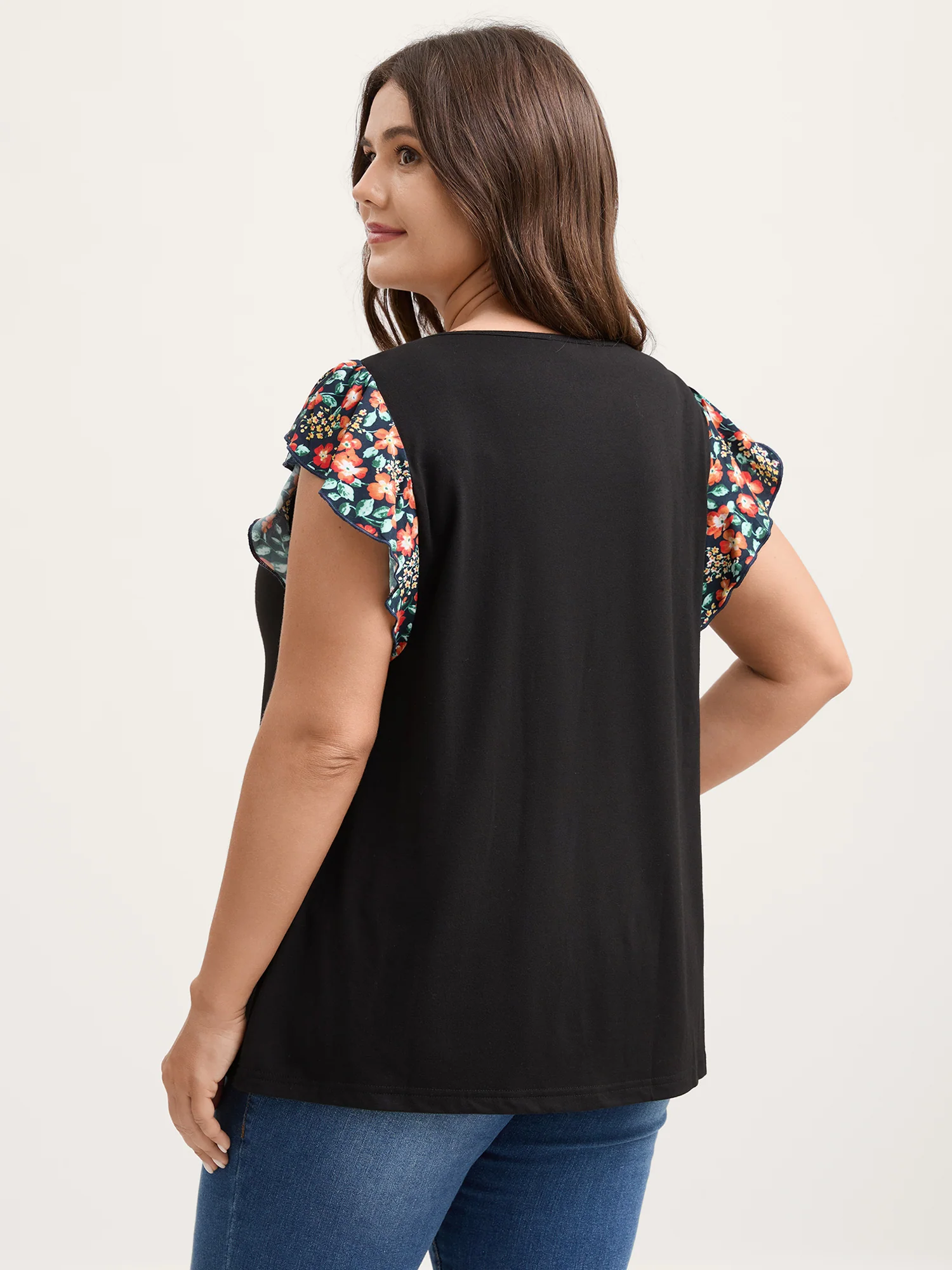 Floral Neckline Flutter Sleeve Contrast T-Shirt - Image 4