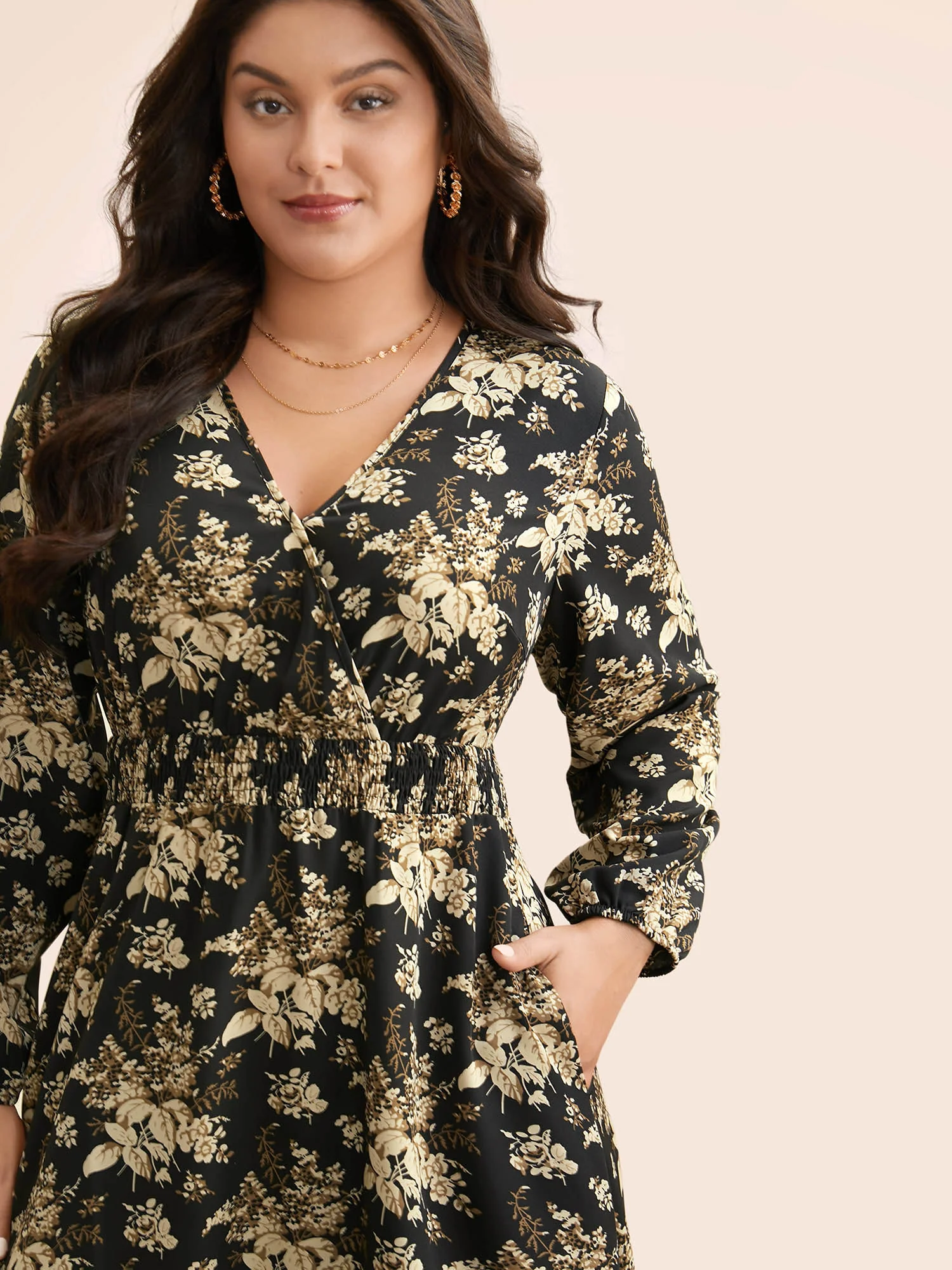Floral Overlap Collar Shirred Midi Dress - Image 2