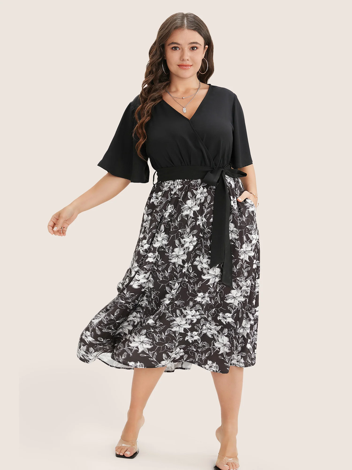 Floral Patchwork Pocket Belt Surplice Neck Ruffle Hem Dress - Image 2