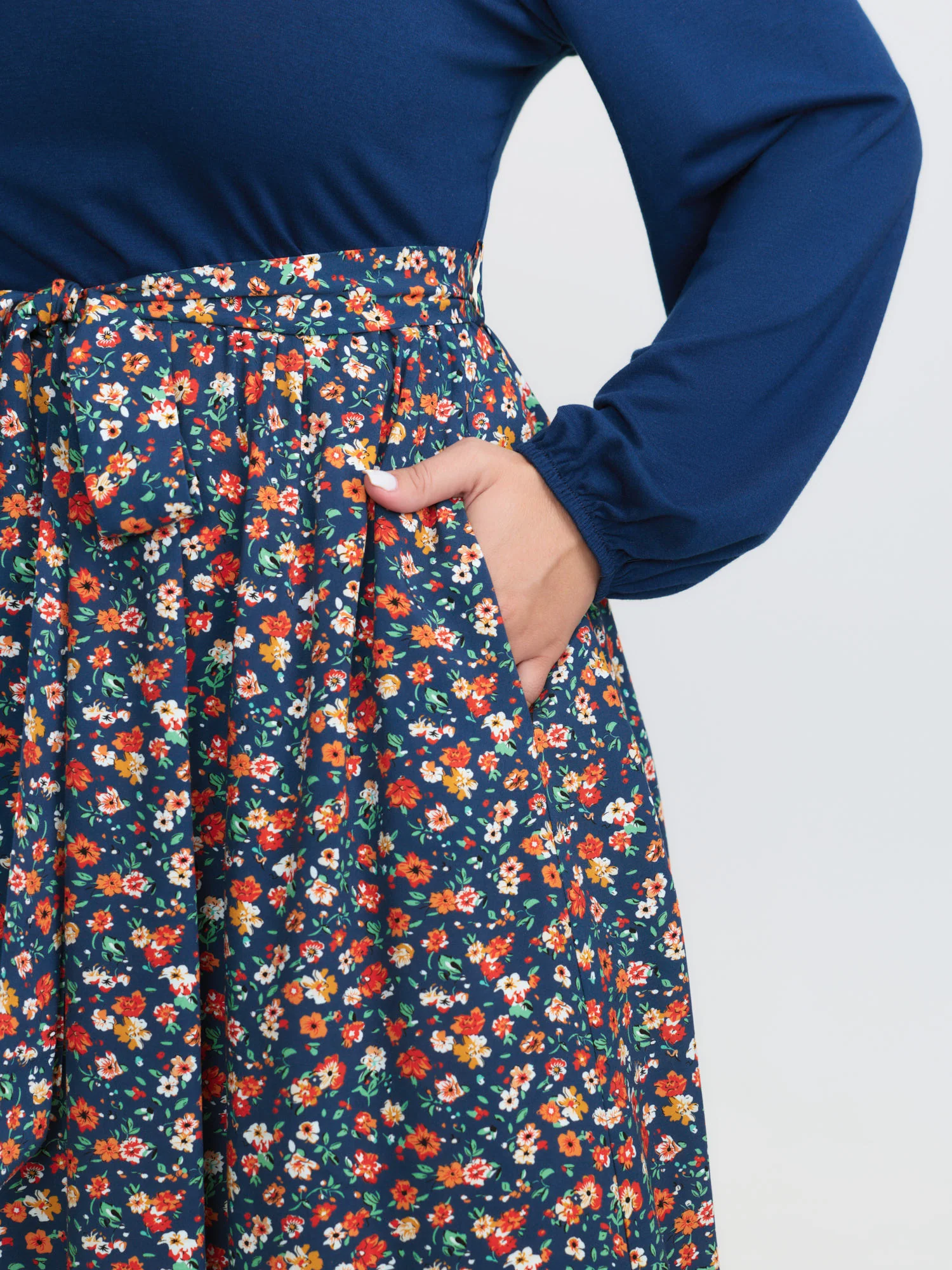 Floral Patchwork Pockets Belted Midi Dress - Image 3