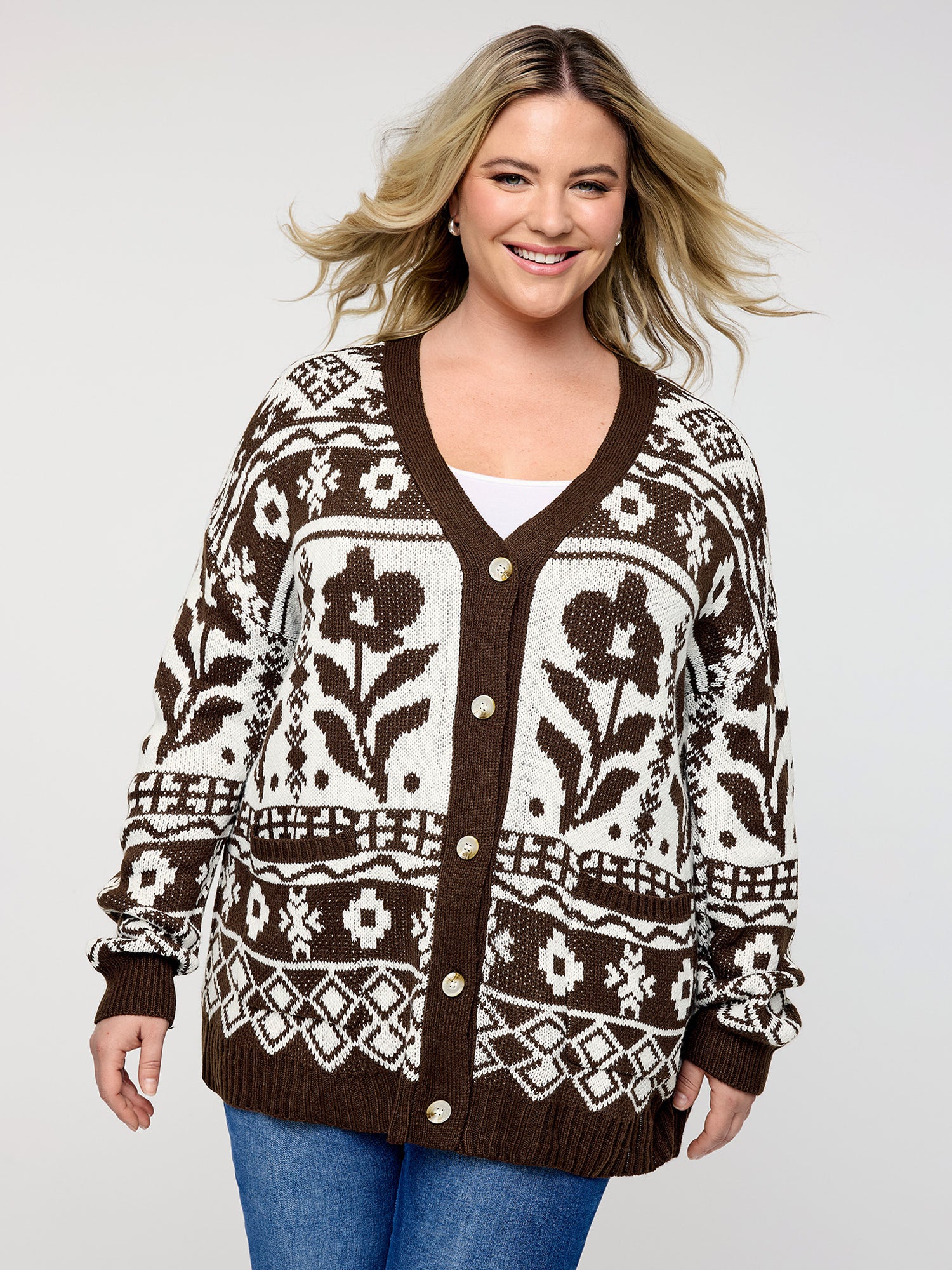 Floral Pattern Pockets Button Knit Cardigan - Image 3