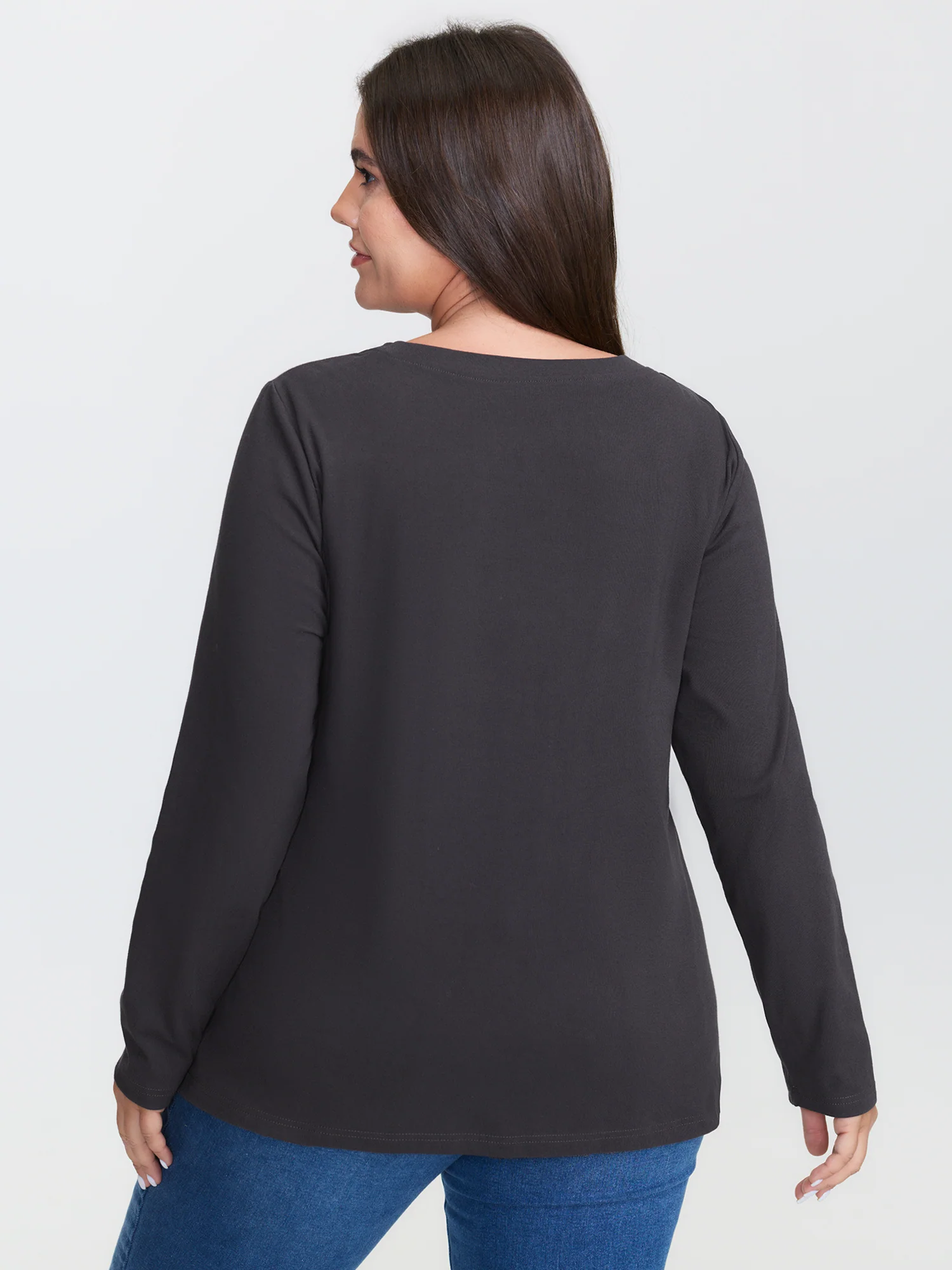 Floral Paws Embroidered Curvy Hem T-Shirt - Image 4