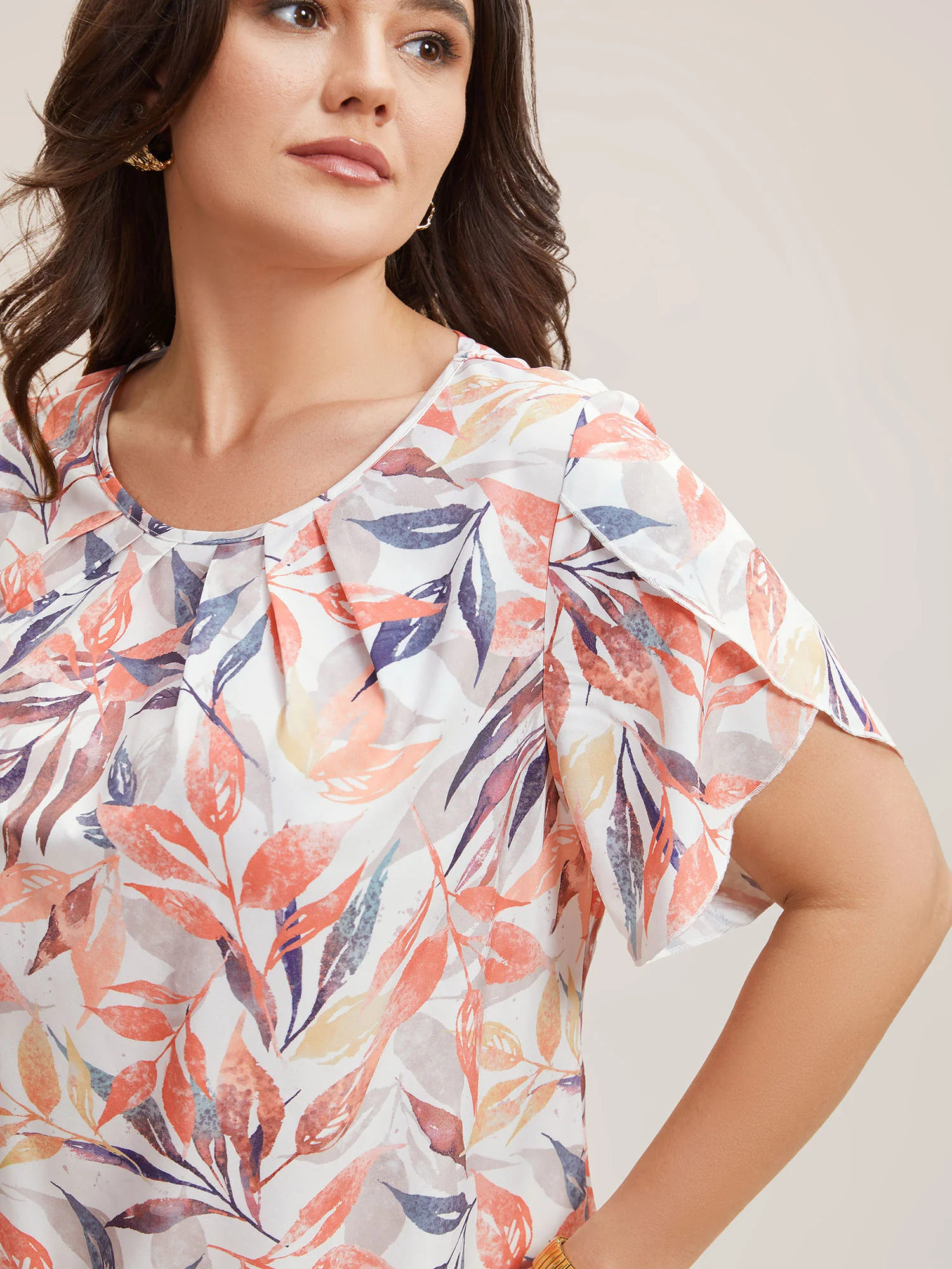 Floral Petal Sleeve Pleated Shirt - Image 2
