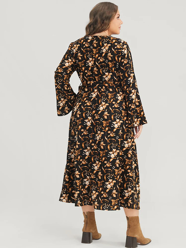 Floral Pocket Bell Sleeve Belted Split Flutter Dress - Image 2