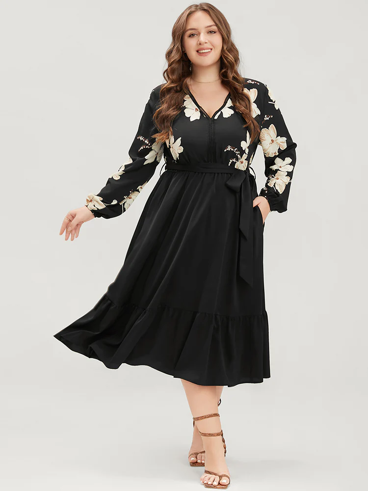 Floral Pocket Broderie Anglaise Lantern Sleeve Belted Flutter Dress - Image 2