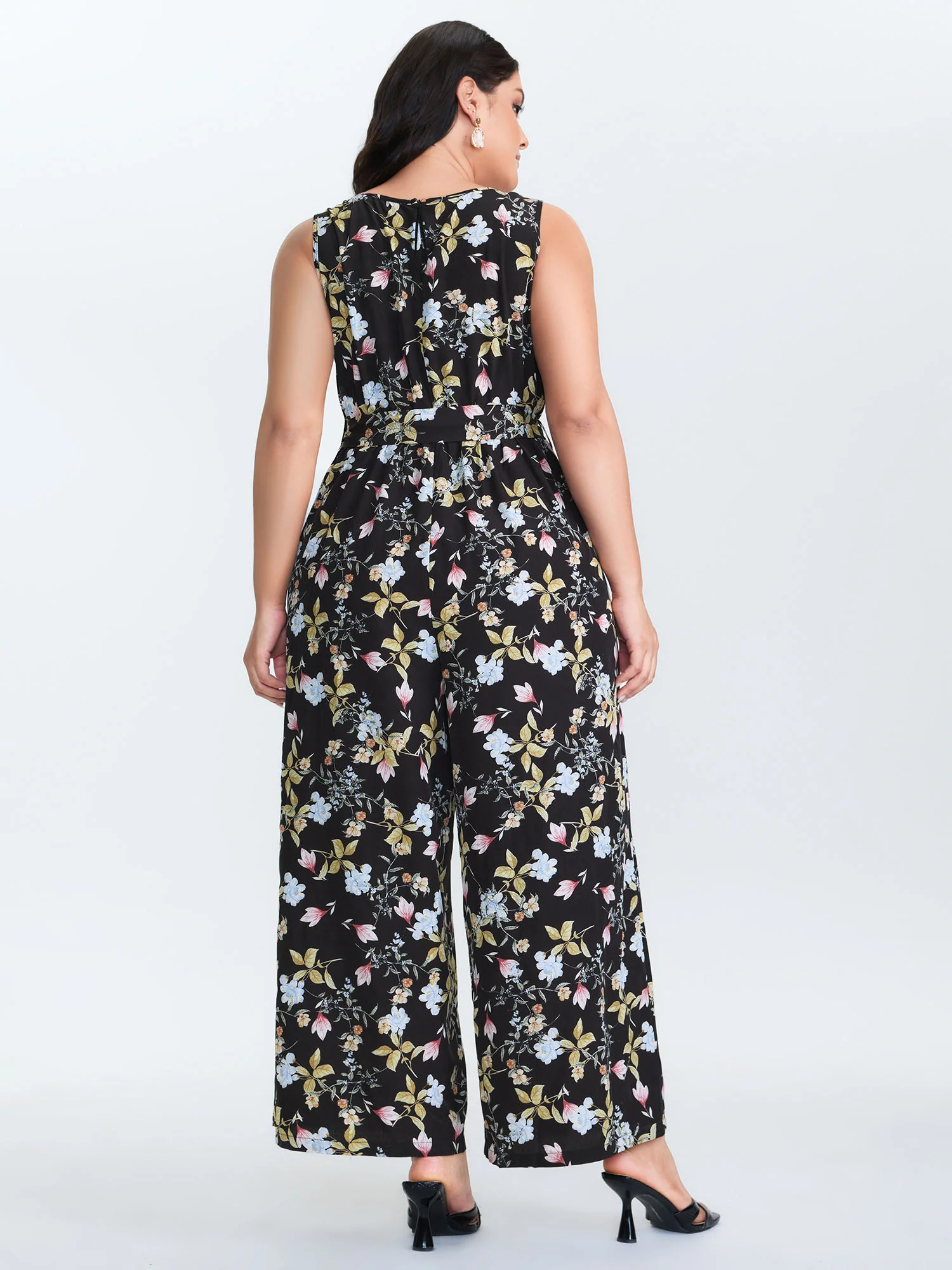 Floral Print Belted Plicated Detail Jumpsuit - Image 4