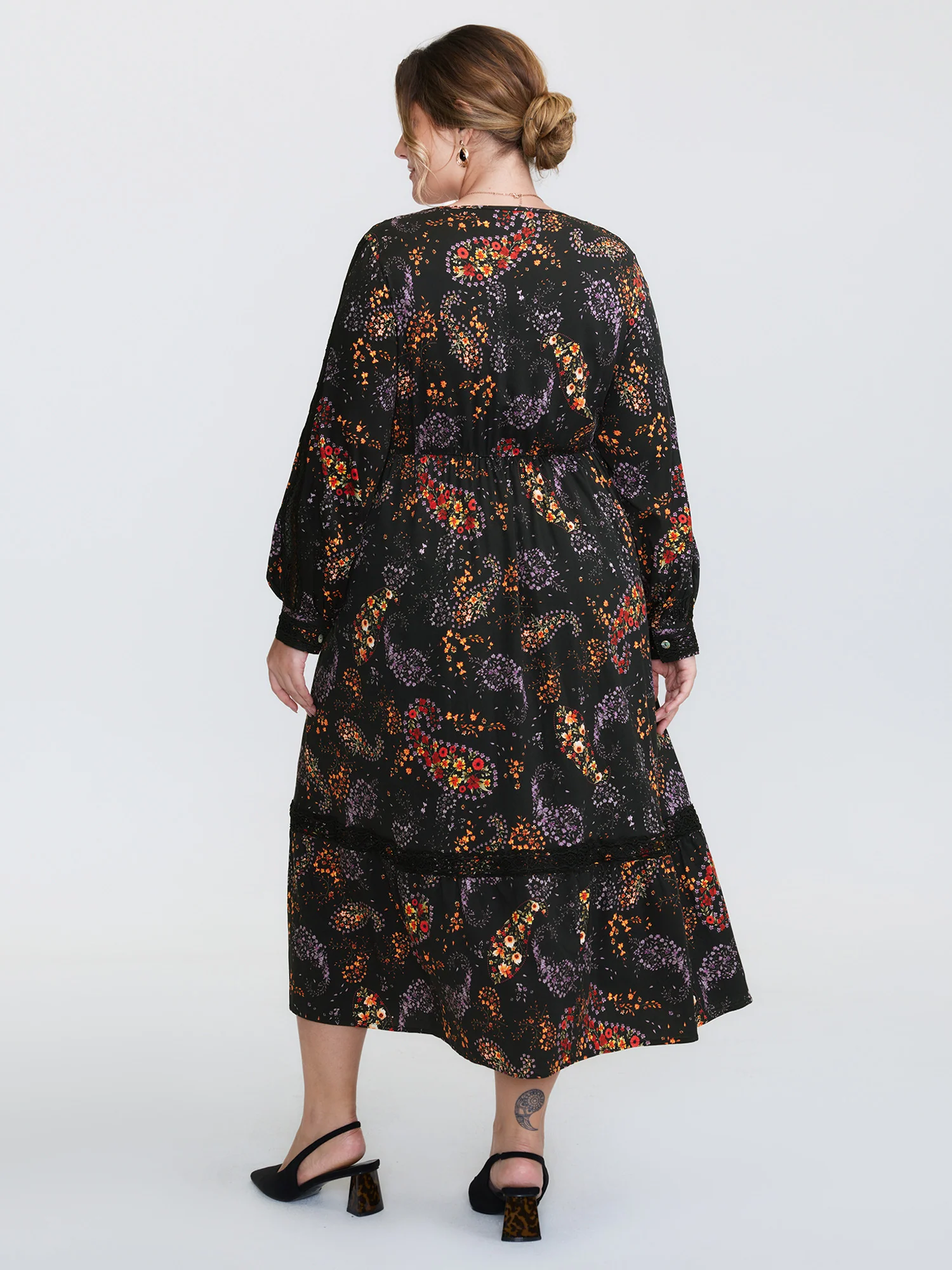 Floral Print Button V-Neck Midi Dress - Image 5