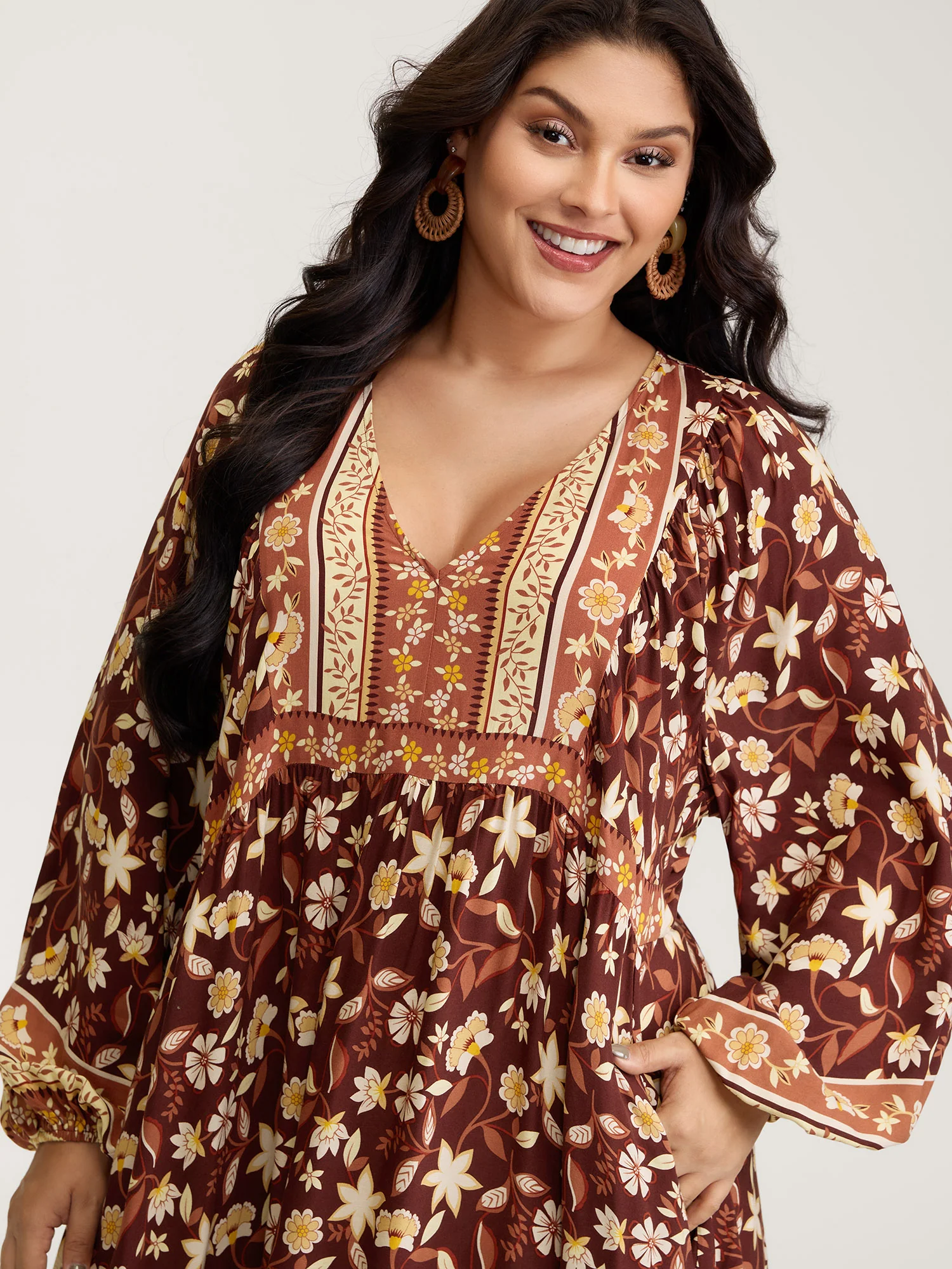 Floral Print Contrast Neckline Maxi Dress - Image 2