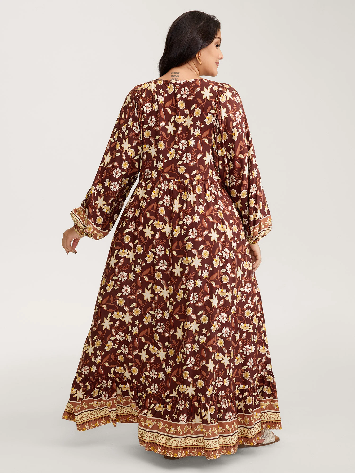 Floral Print Contrast Neckline Maxi Dress - Image 4