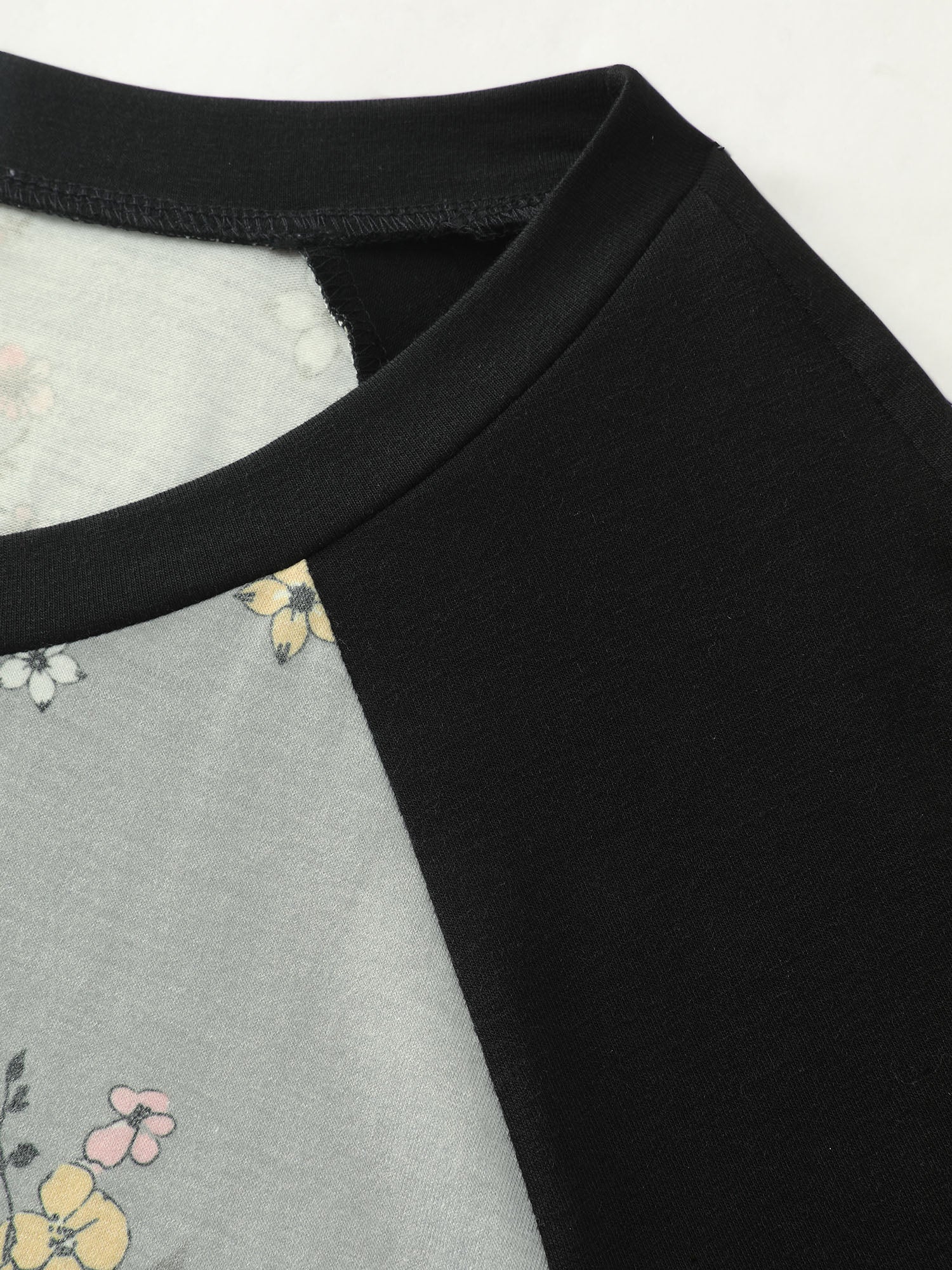 Floral Print Contrast Raglan Sleeve T-Shirt - Image 6