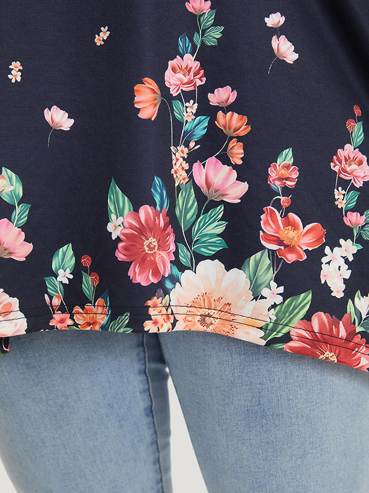 Floral Print Crew Neck Asymmetrical Hem T-shirt - Image 8