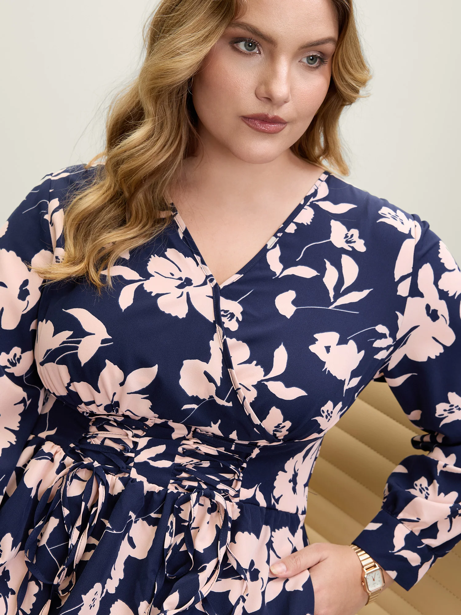 Floral Print Cross-Straps Shirred Midi Dress - Image 2