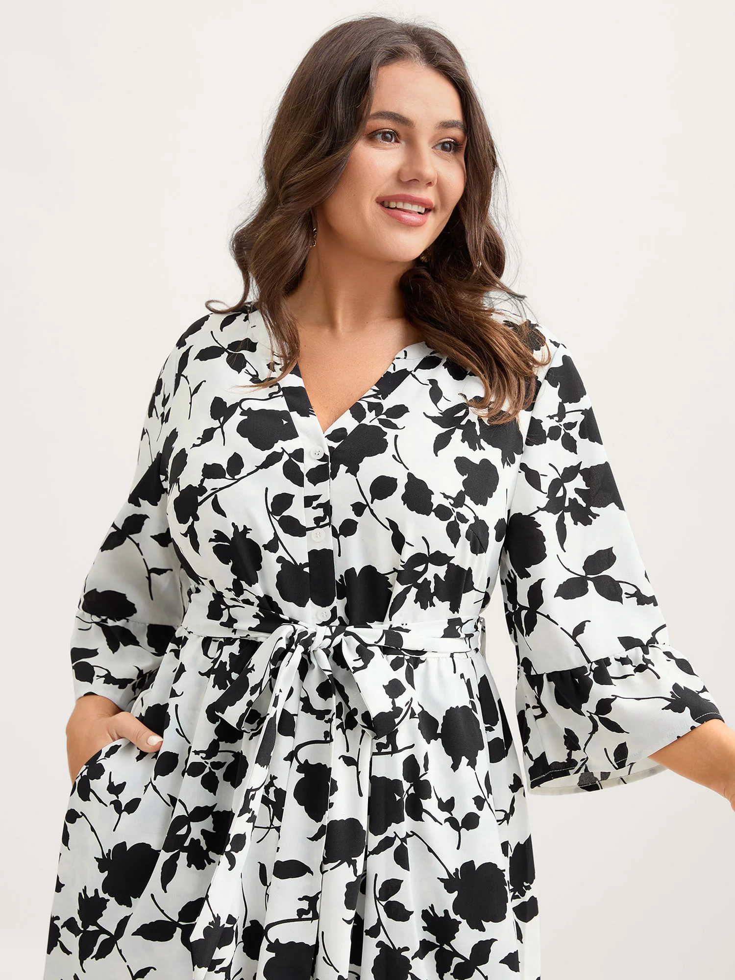 Floral Print Cut-Out Belted Midi Dress - Image 3