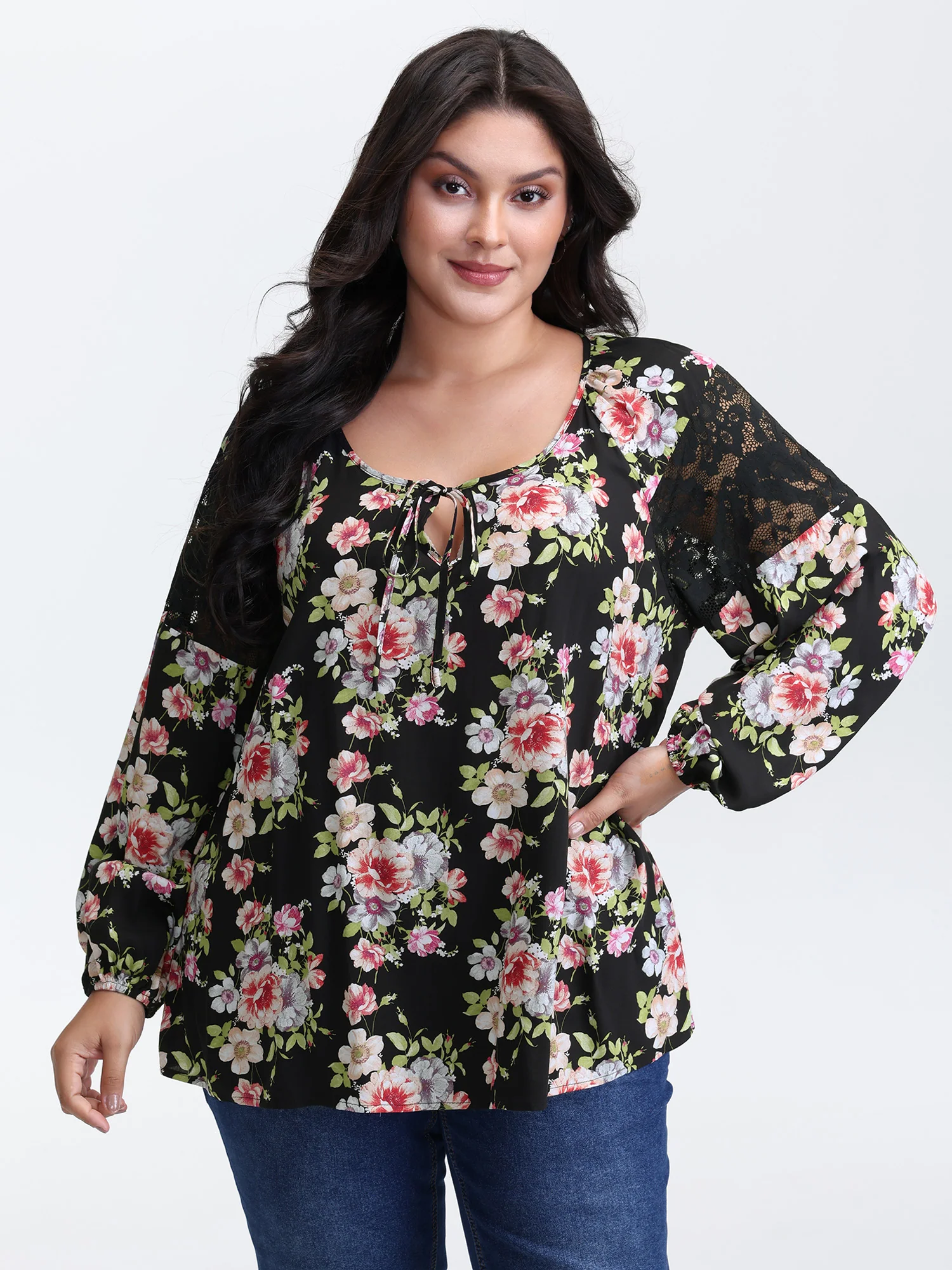 Floral Print Cut-Out Neck Flowy Blouse - Image 2