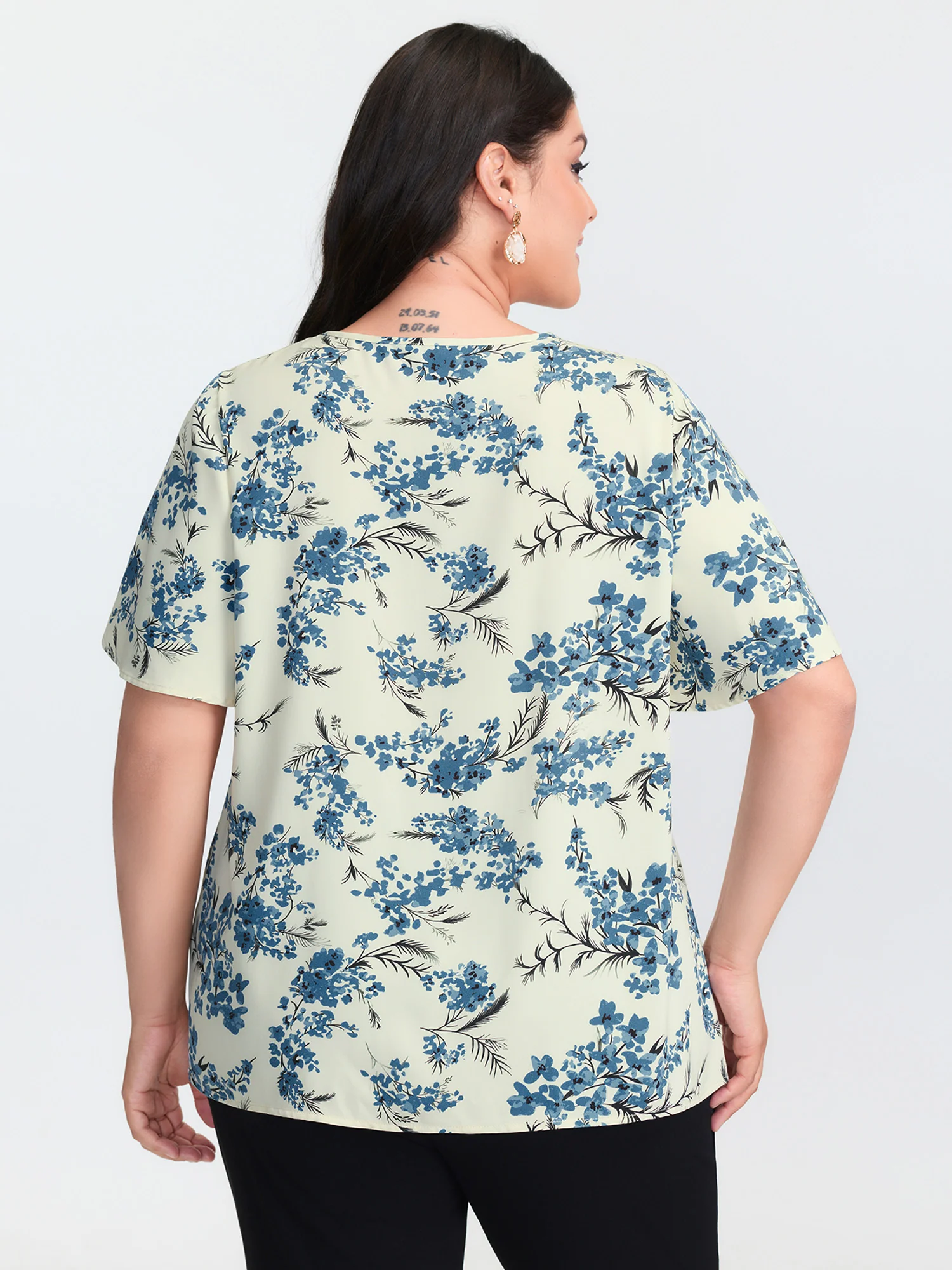 Floral Print Cut-Out Neckline Blouse - Image 4