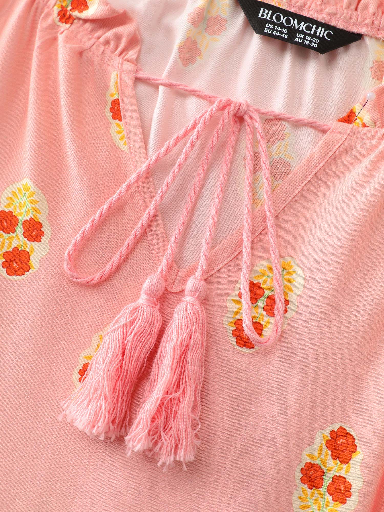 Floral Print Drawstring Neckline Flowy Blouse - Image 5