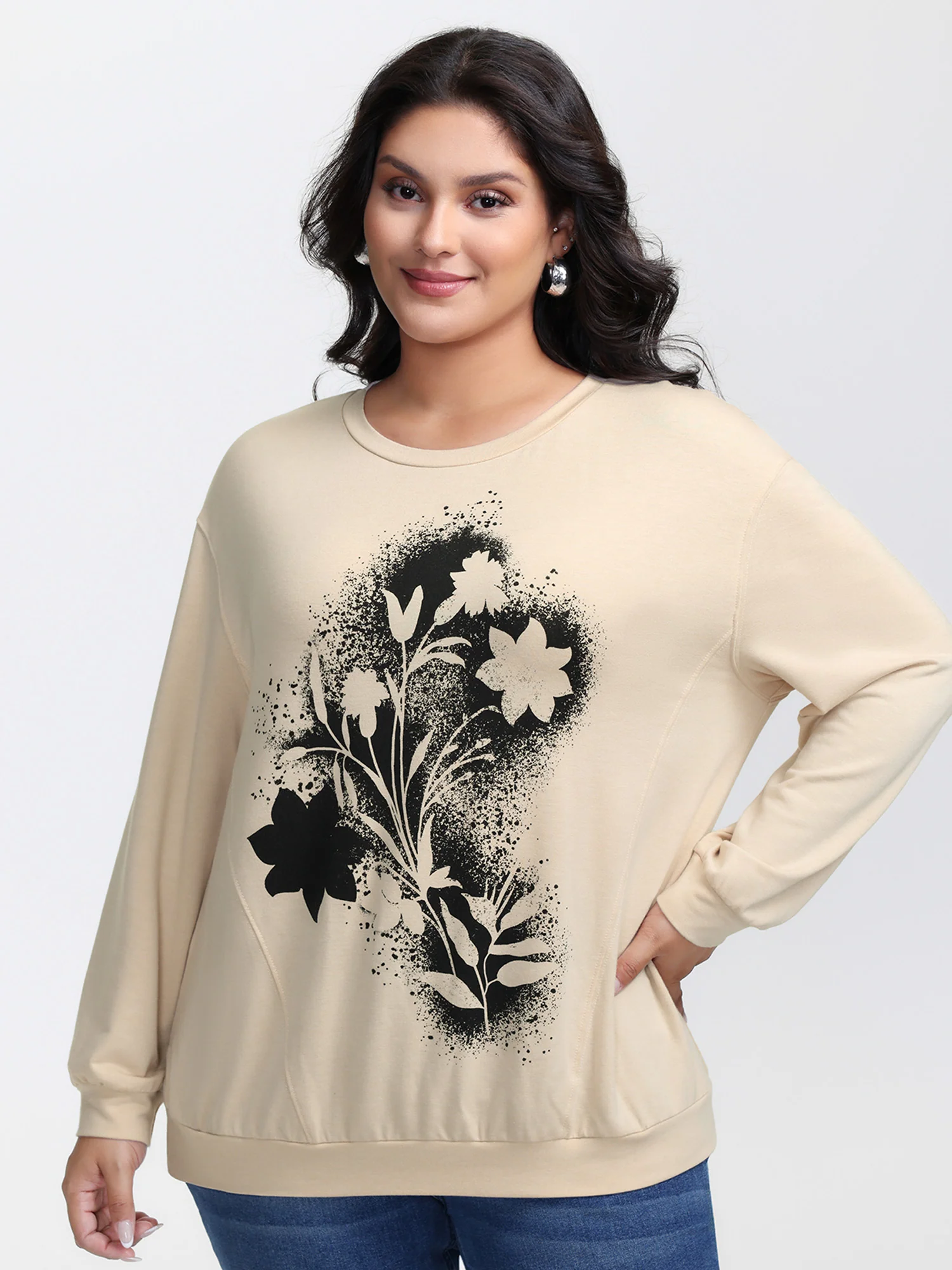 Floral Print Drop Shoulder Relaxed-Fit Sweatshirt - Image 2