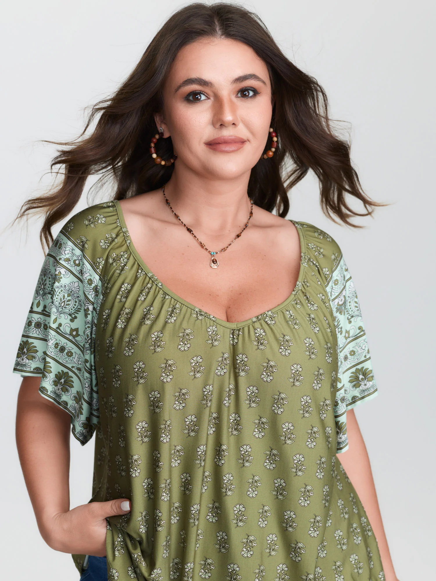 Supersoft Floral Print Flared Sleeve Pleated Knit Top - Image 2