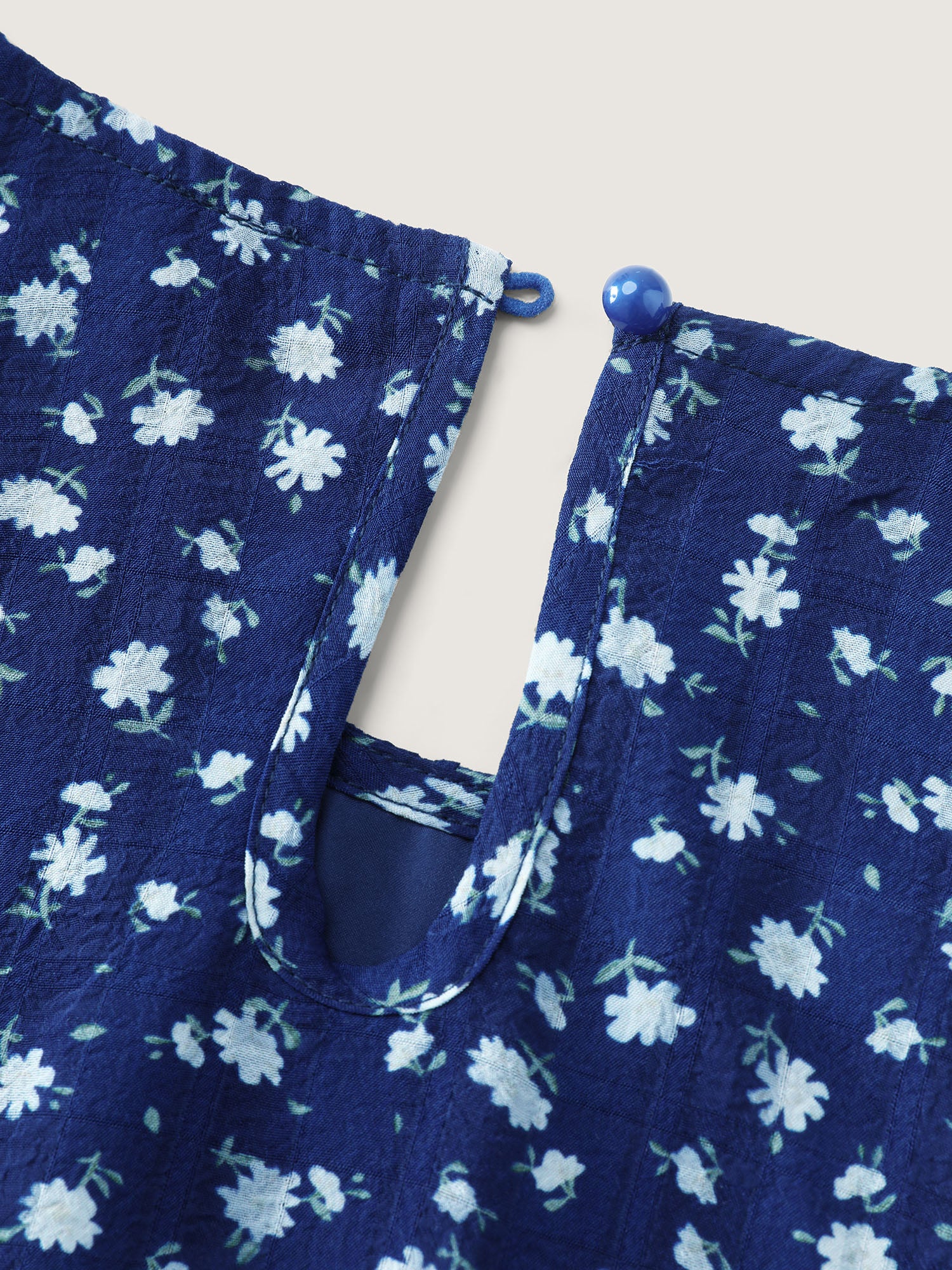 Floral Print Flutter Sleeve Blouse - Image 6