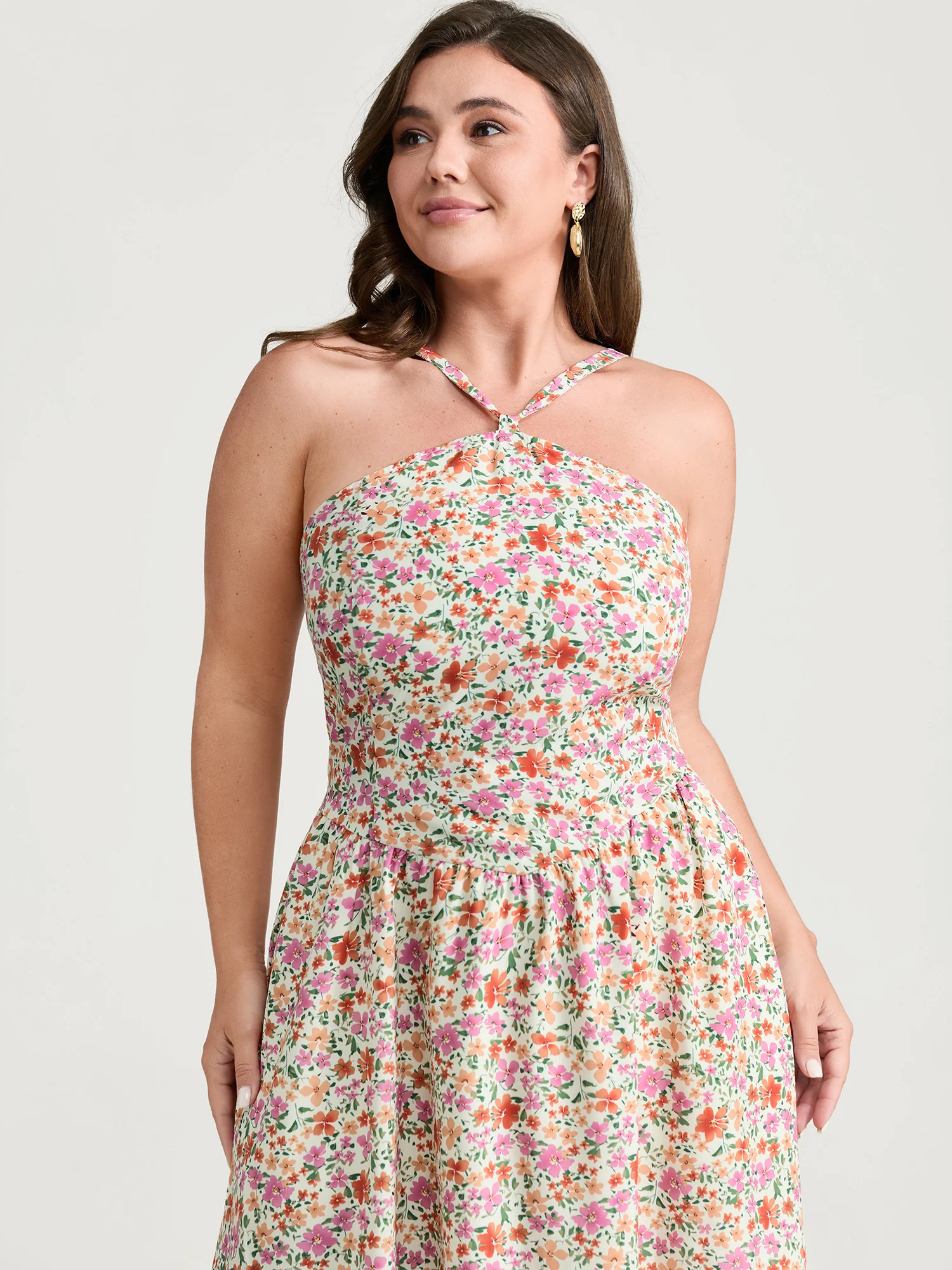 Floral Print Halter Neckline Flowy Maxi Dress - Image 2