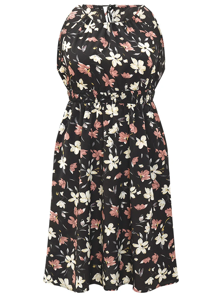 Floral Print Halter Shirred Pocket Ruffle Hem Dress - Image 10