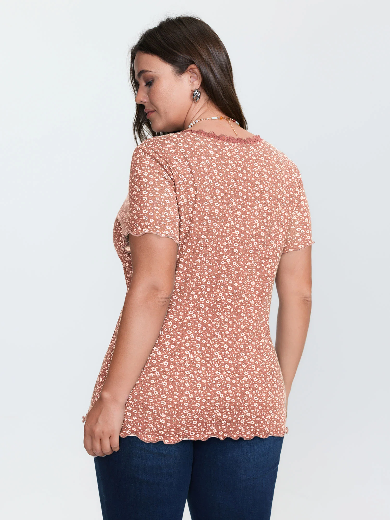 Floral Print Lace Neckline T-Shirt - Image 19