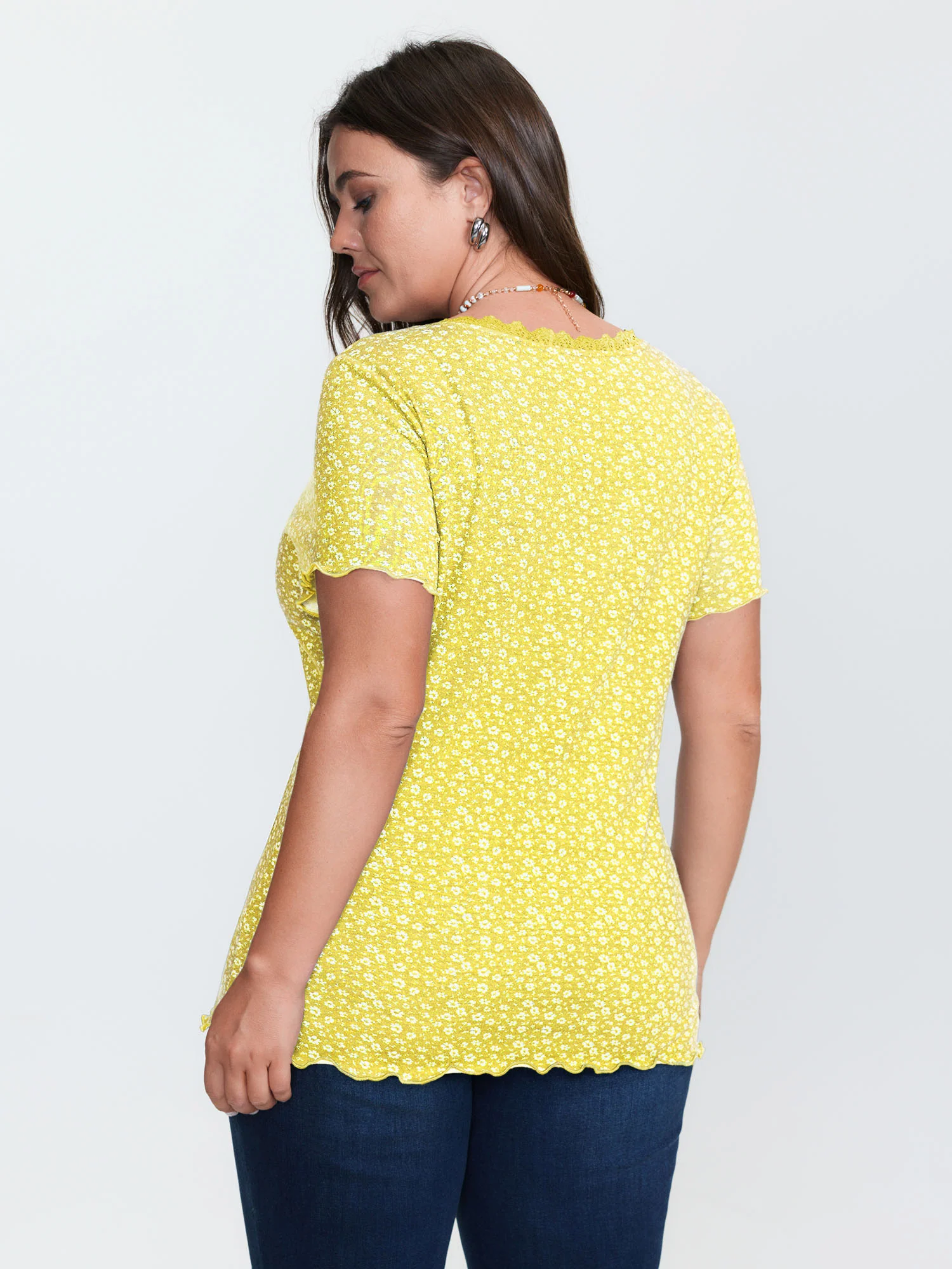 Floral Print Lace Neckline T-Shirt - Image 23