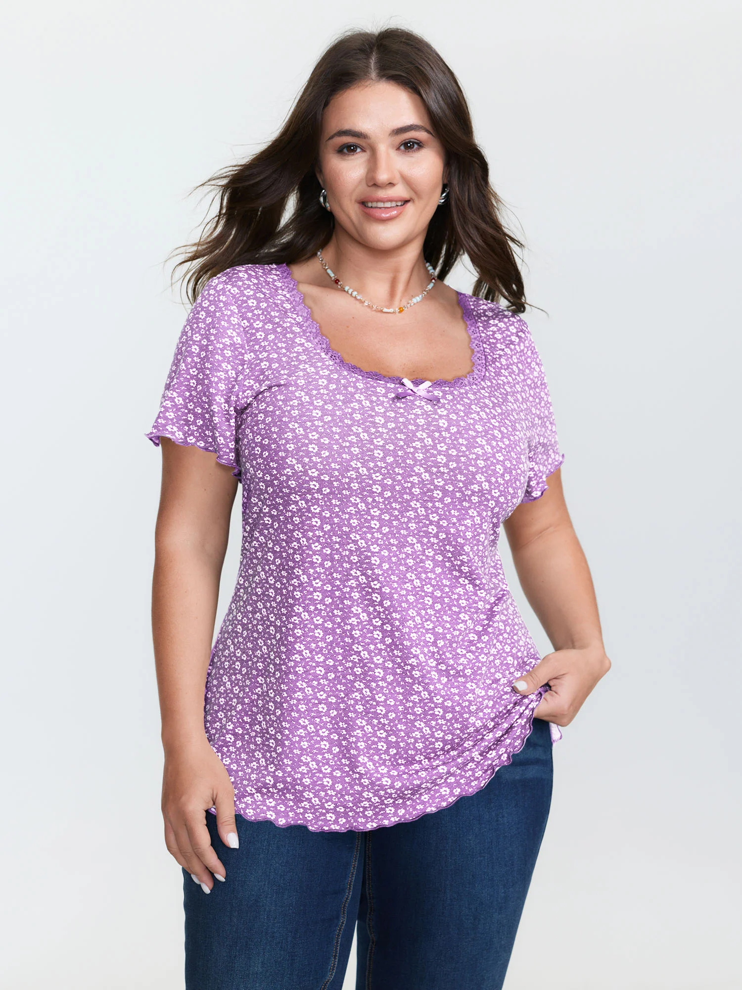 Floral Print Lace Neckline T-Shirt - Image 24