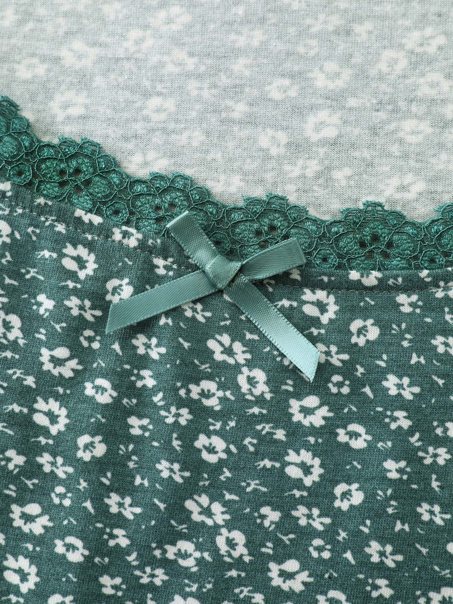 Floral Print Lace Neckline T-Shirt - Image 6
