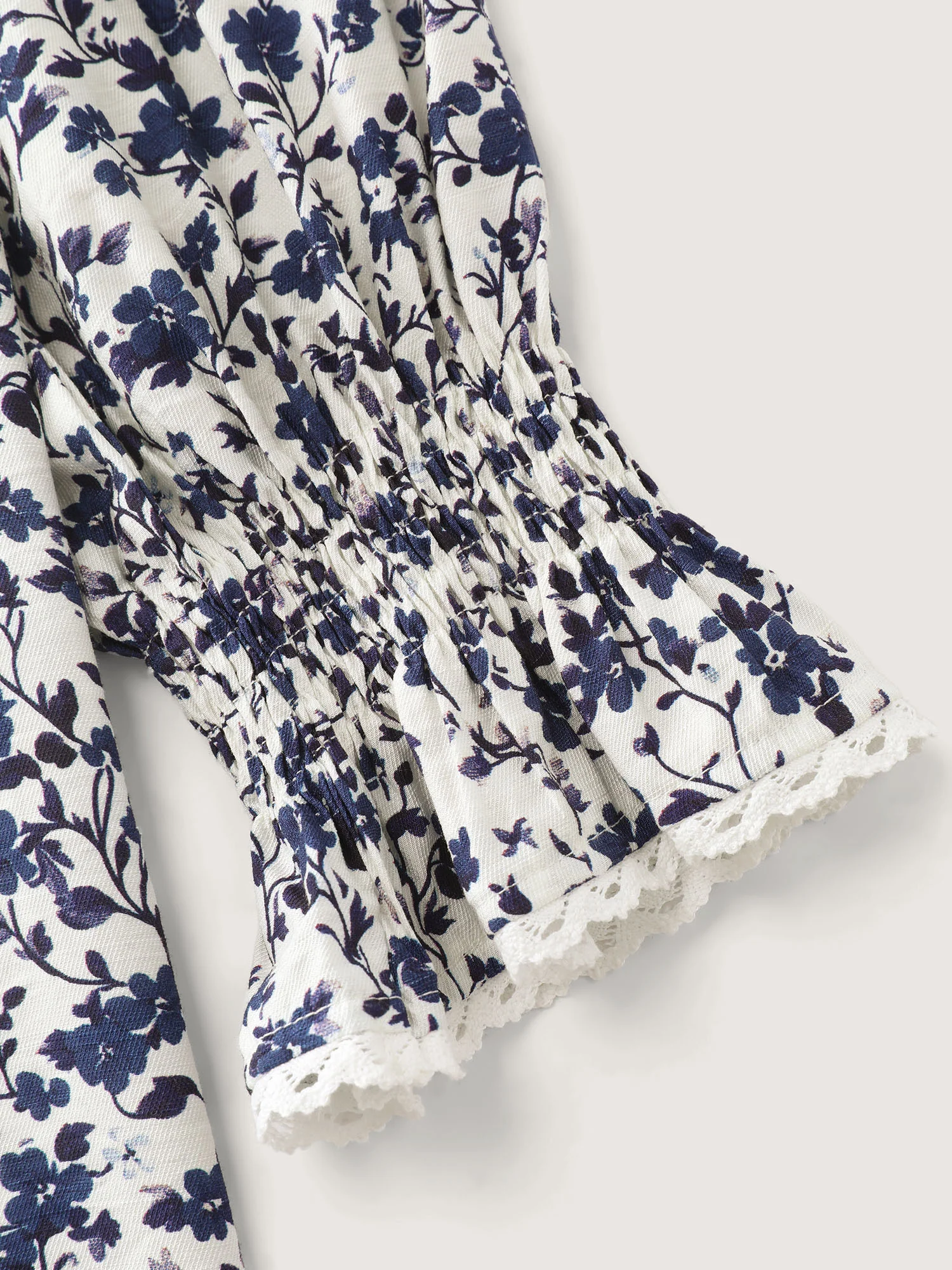Floral Print Lace Trim Flowy Blouse - Image 6