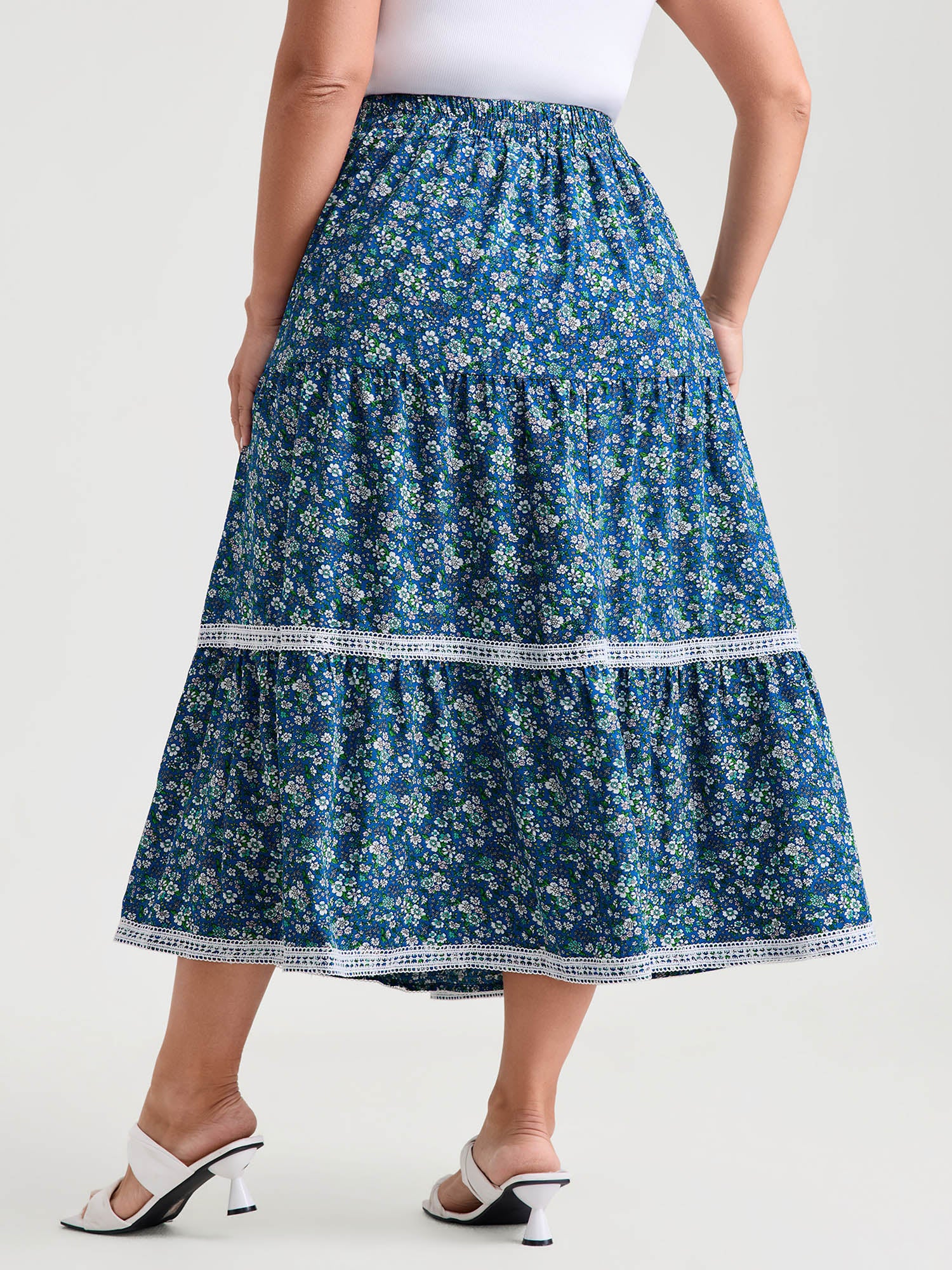 Floral Print Lace Trim Flowy Maxi Skirt - Image 4