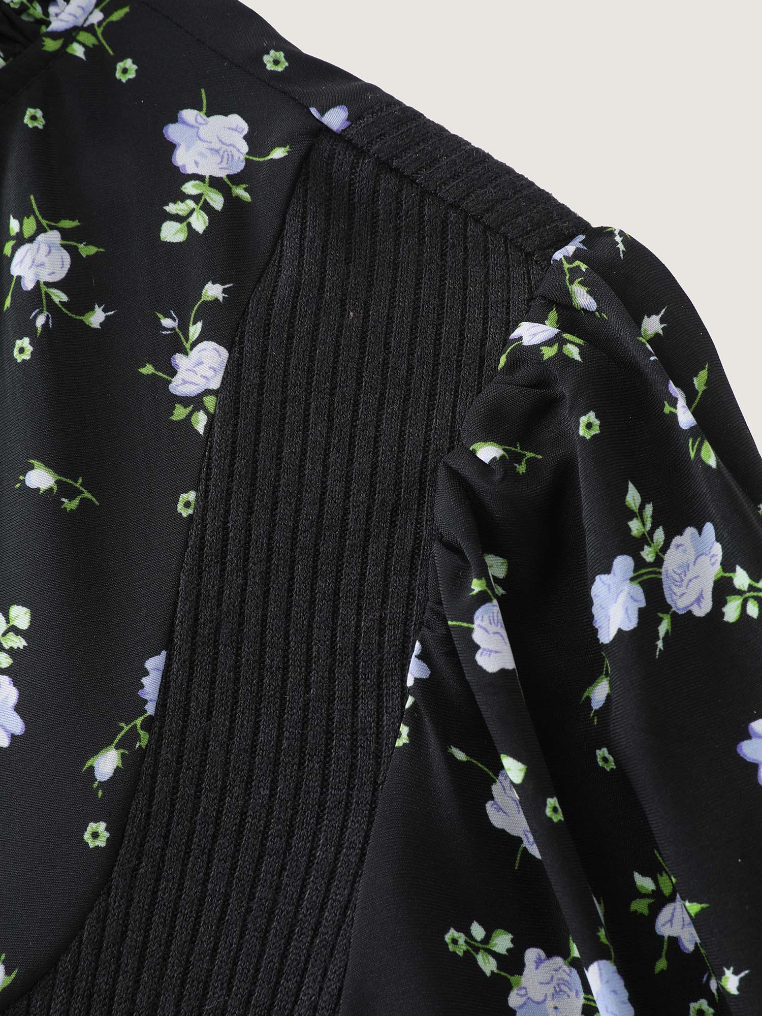 Floral Print Layered Ruffled Neckline Knit Top - Image 6