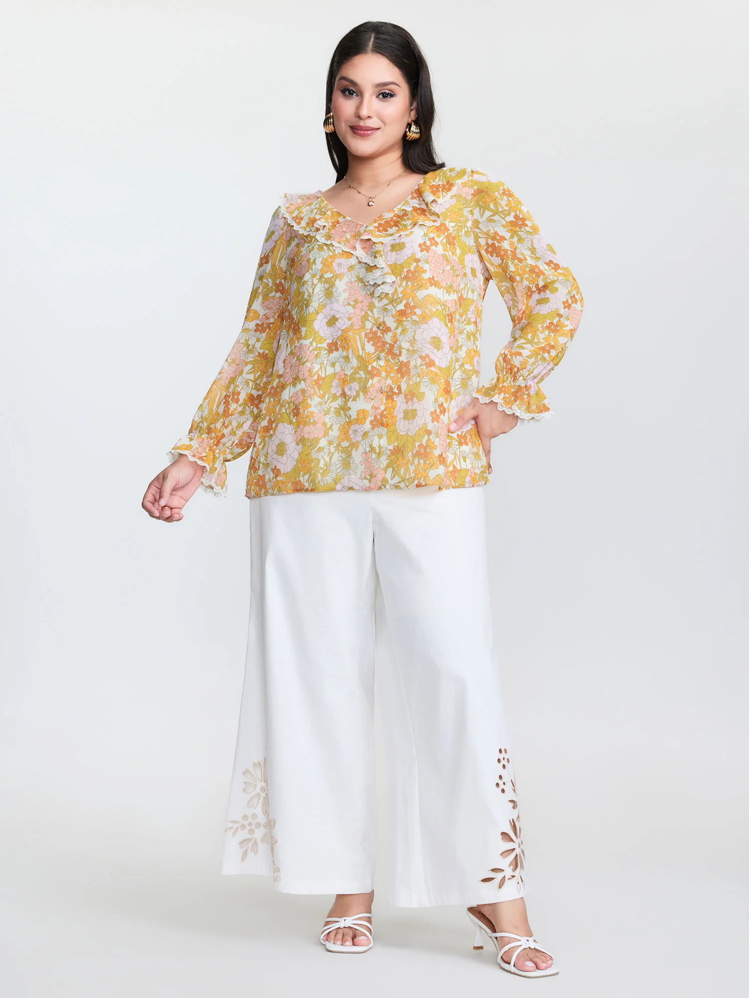 Floral Print Lotus Leaf Neckline Blouse - Image 3