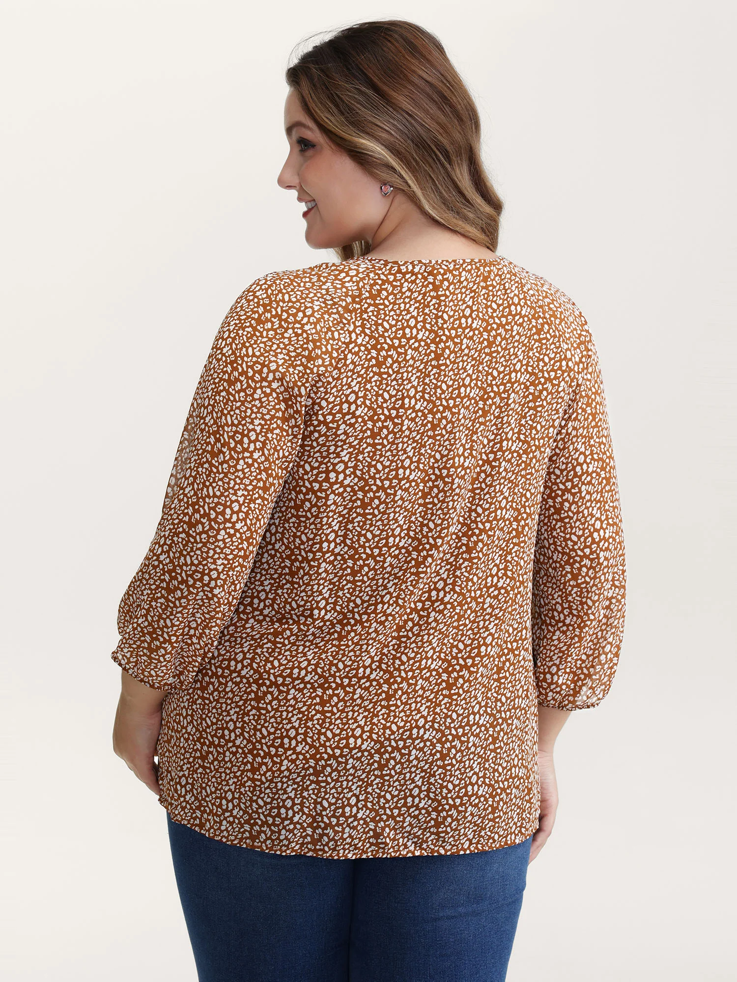 Floral Print Neck Cut-Out Shirred Blouse - Image 4