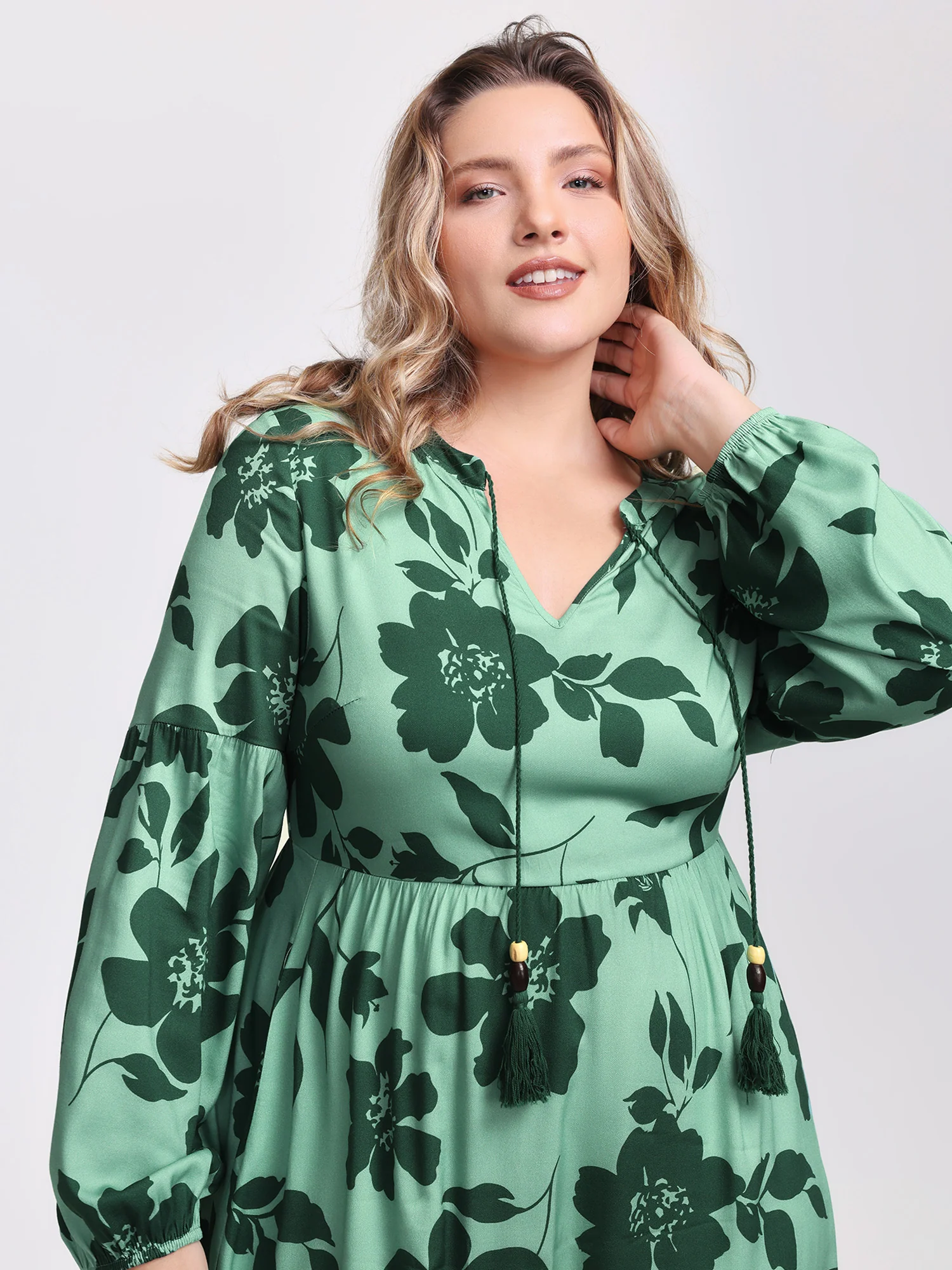 Floral Print Neck-Tie Tiered Midi Dress - Image 2