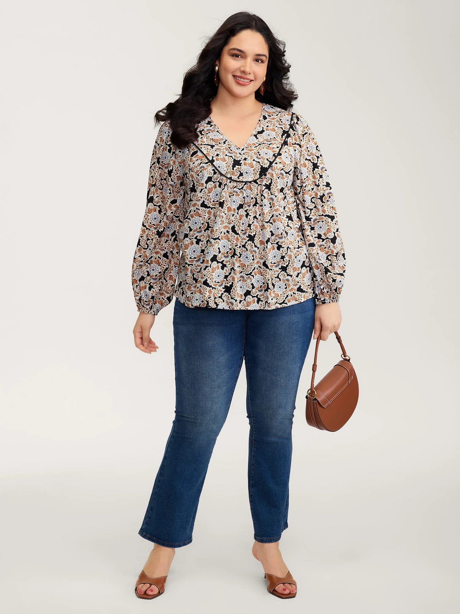 Floral Print Pleated Flowy Blouse - Image 3