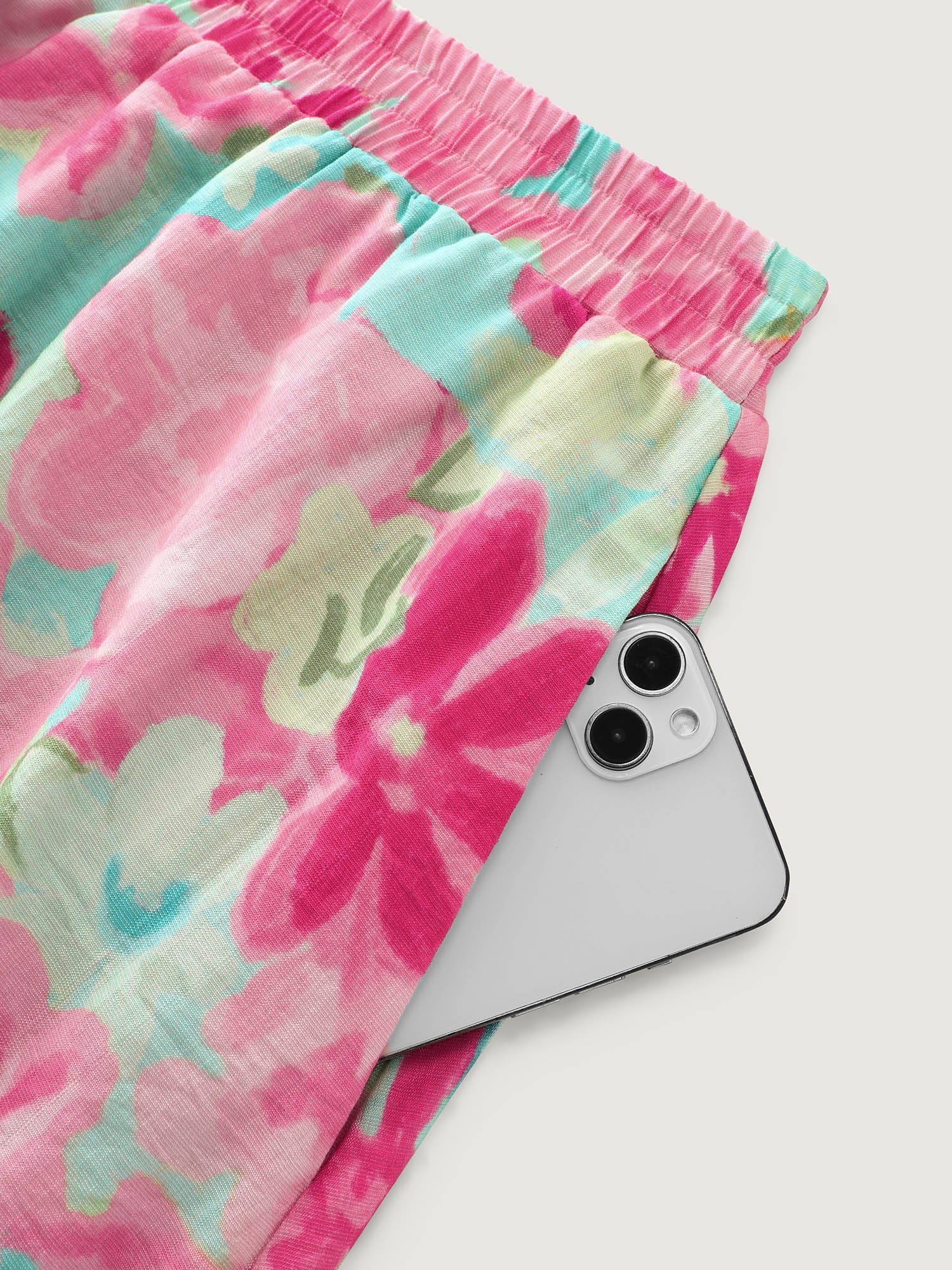 Floral Print Pleated Shorts - Image 6