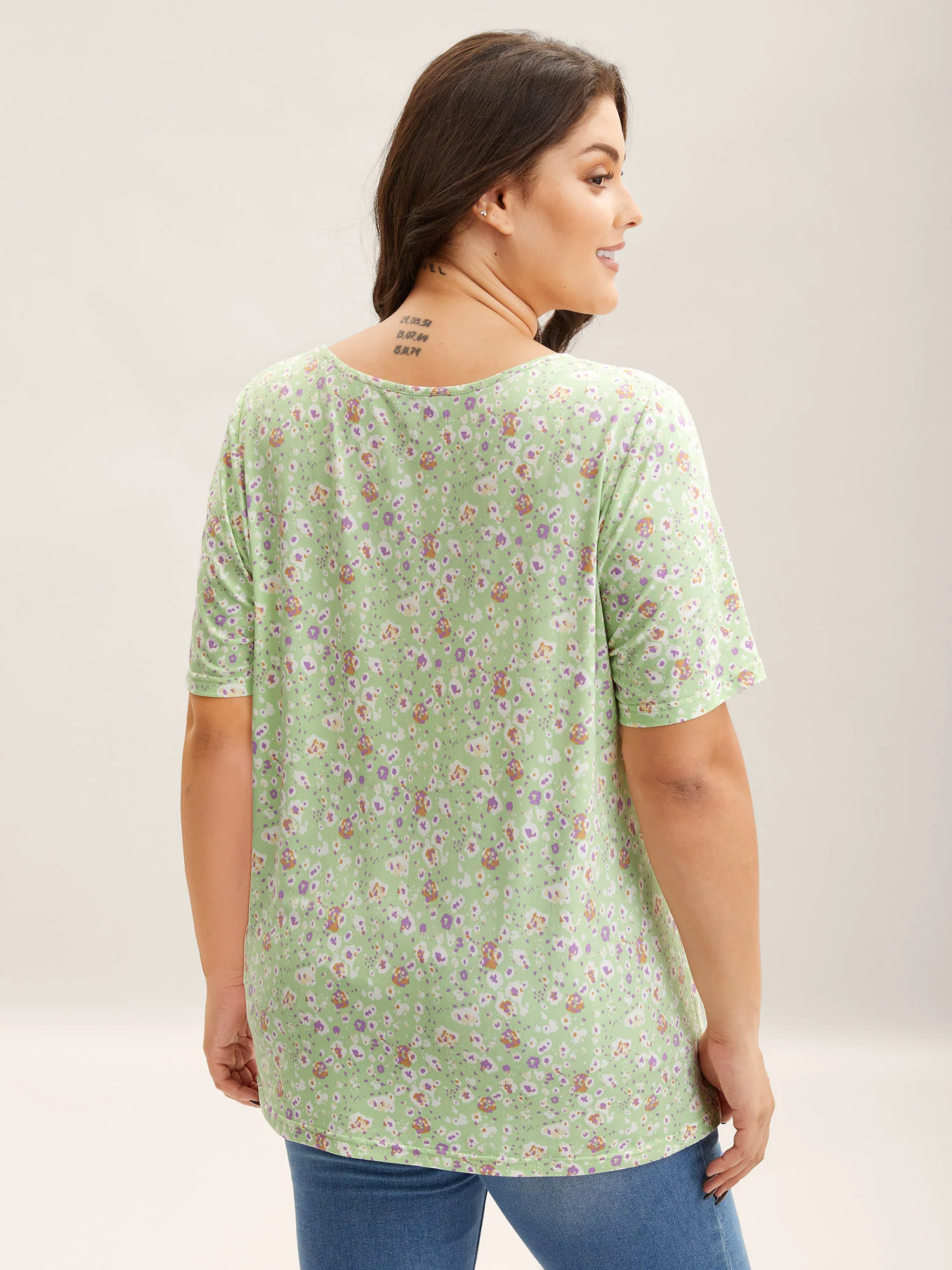 Floral Print Plicated Detail T-Shirt - Image 4