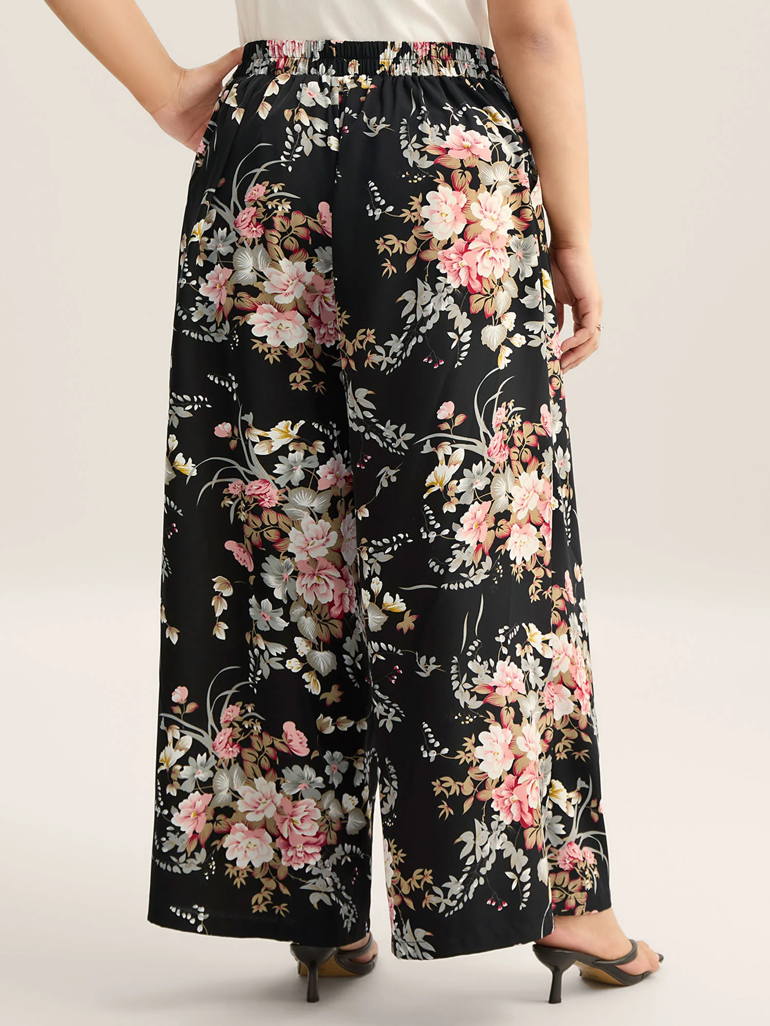 Floral Print Pockets Wide-Leg Pants - Image 4