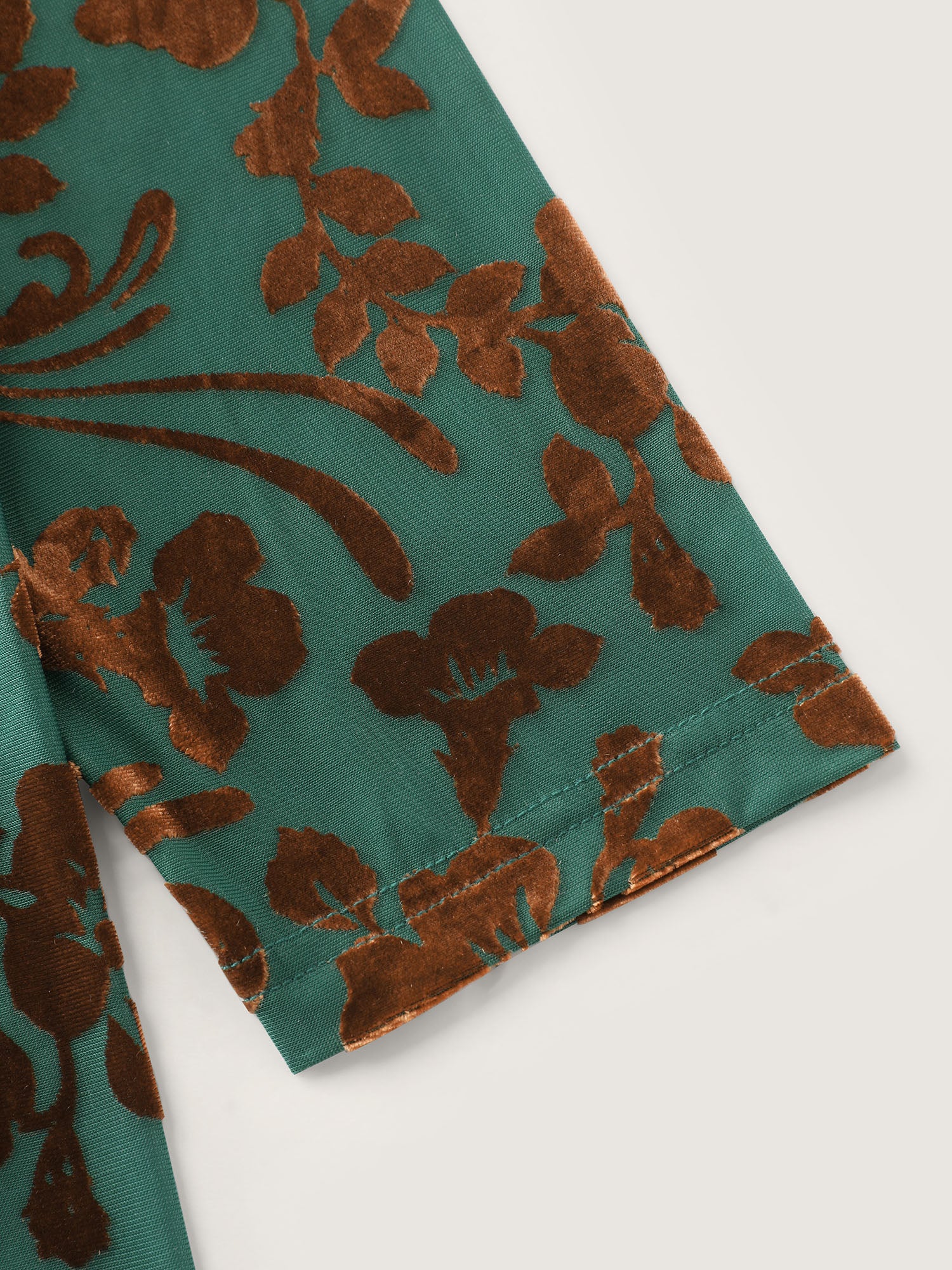 Floral Print Round Neck Fitted Knit Top - Image 7
