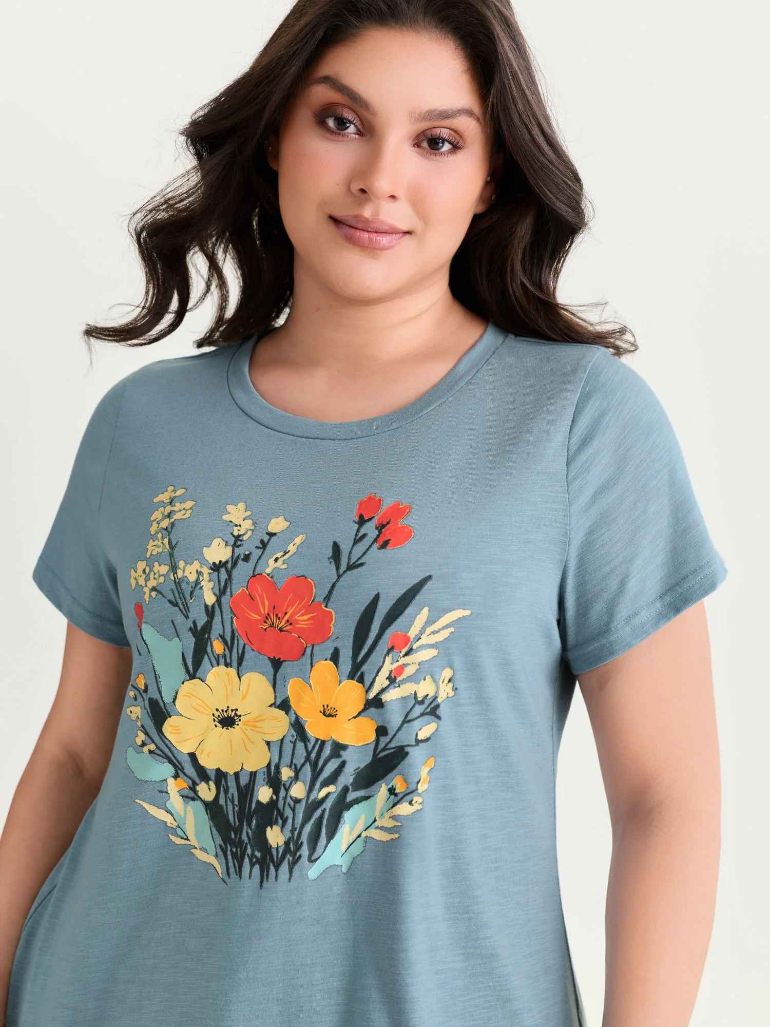Floral Print Round Neck Textured T-Shirt - Image 2