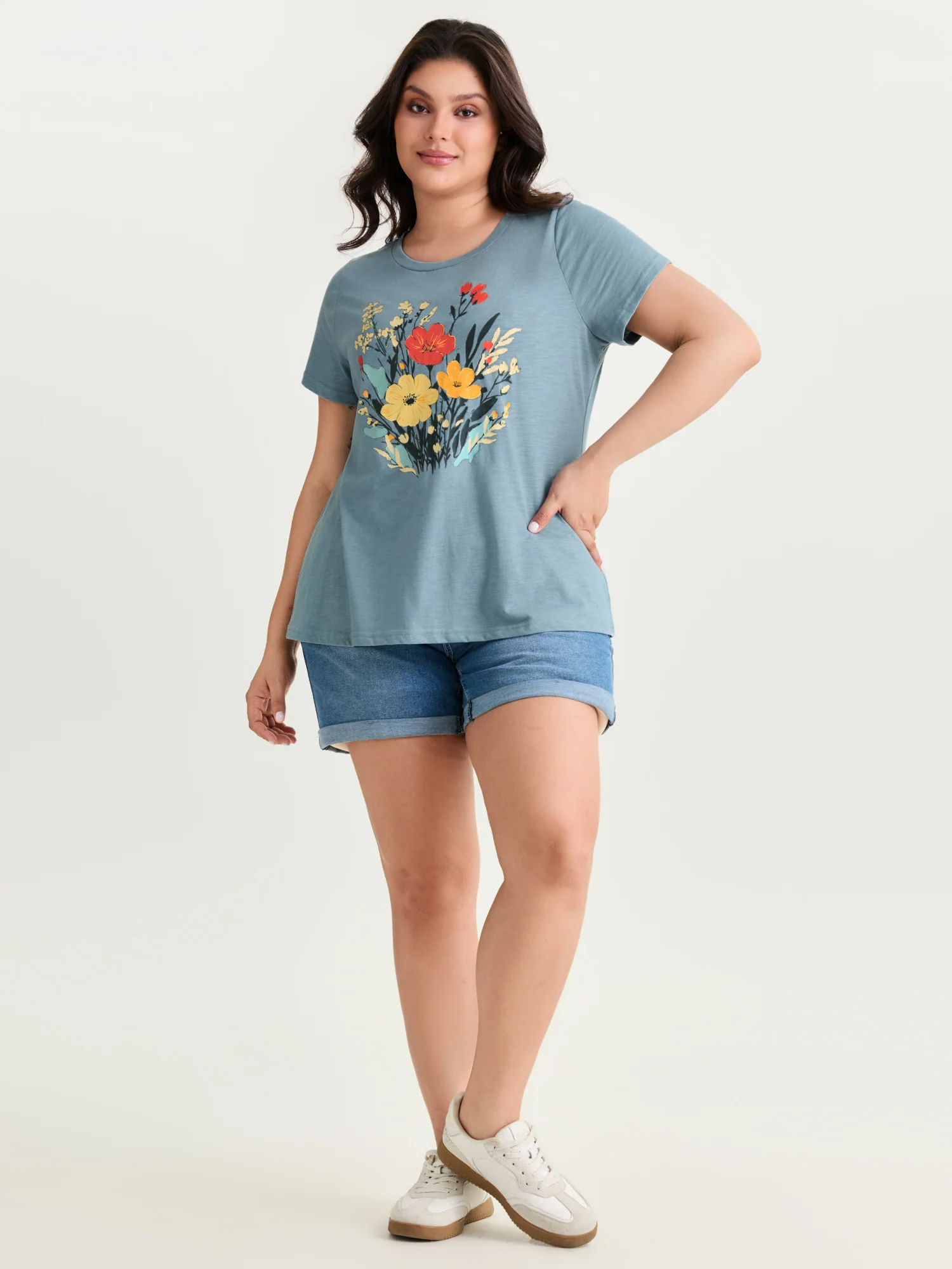 Floral Print Round Neck Textured T-Shirt - Image 3