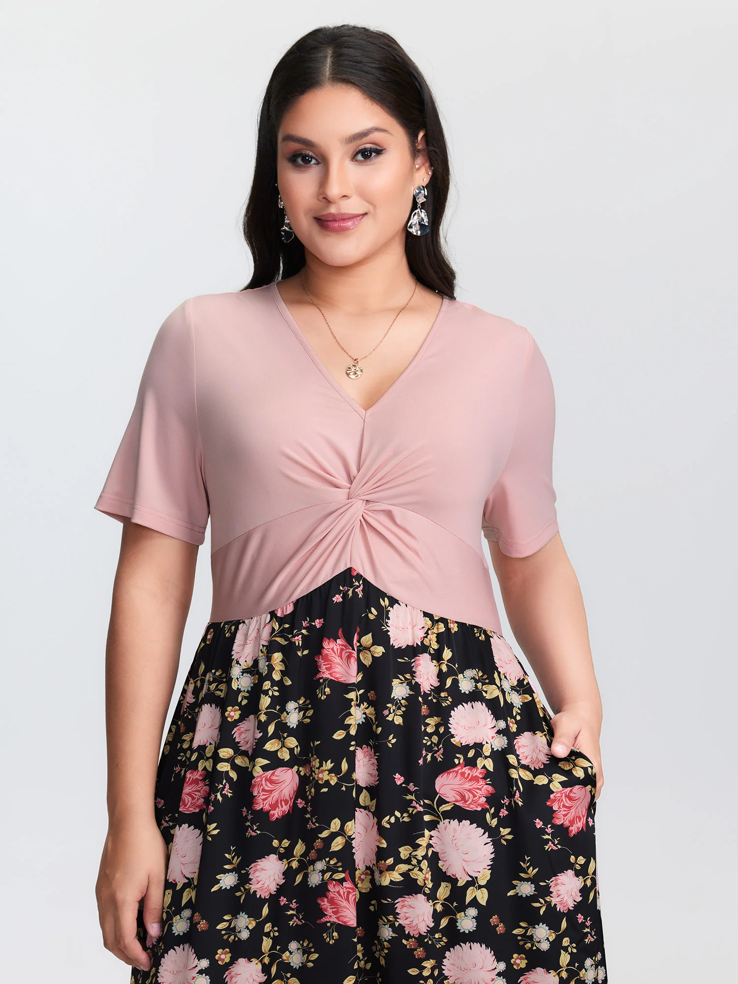 Floral Print Ruched Bodice Midi Dress - Image 2