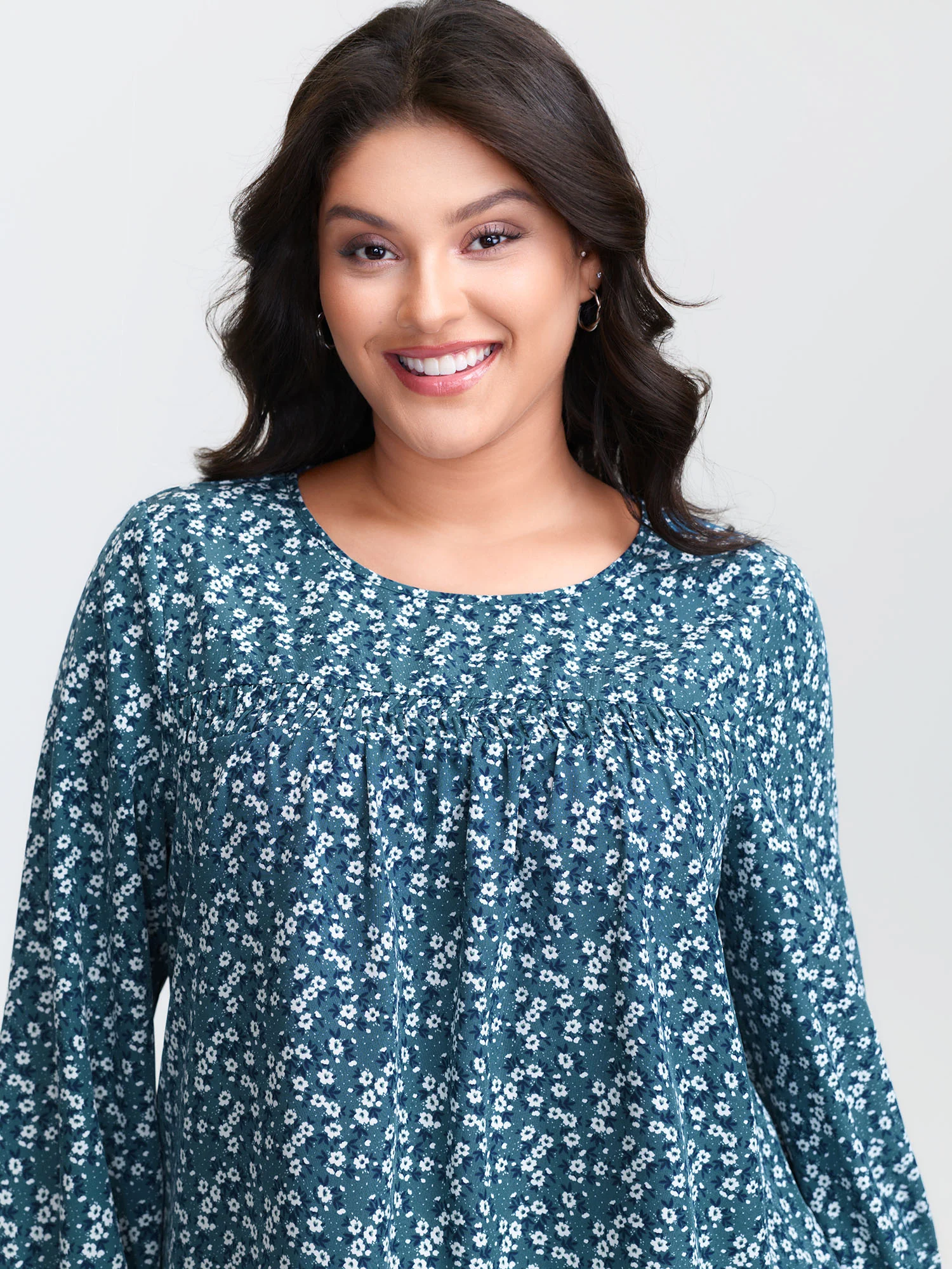 Floral Print Ruched Round Neck Blouse - Image 2