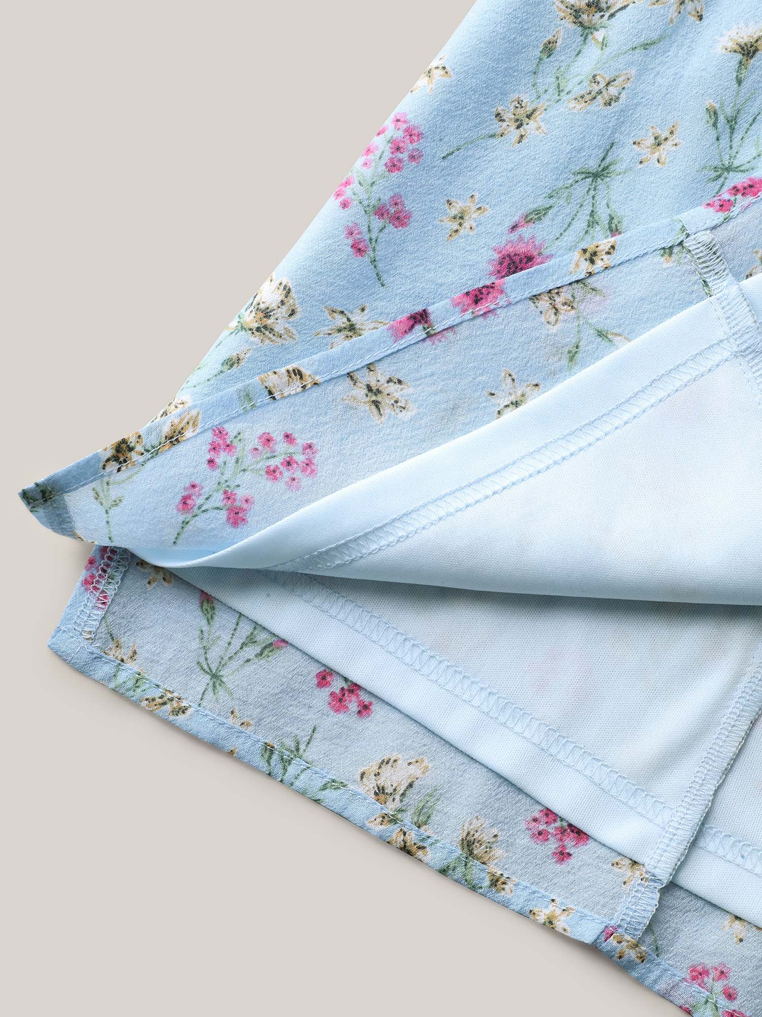 Floral Print Ruffled Flowy Blouse - Image 6